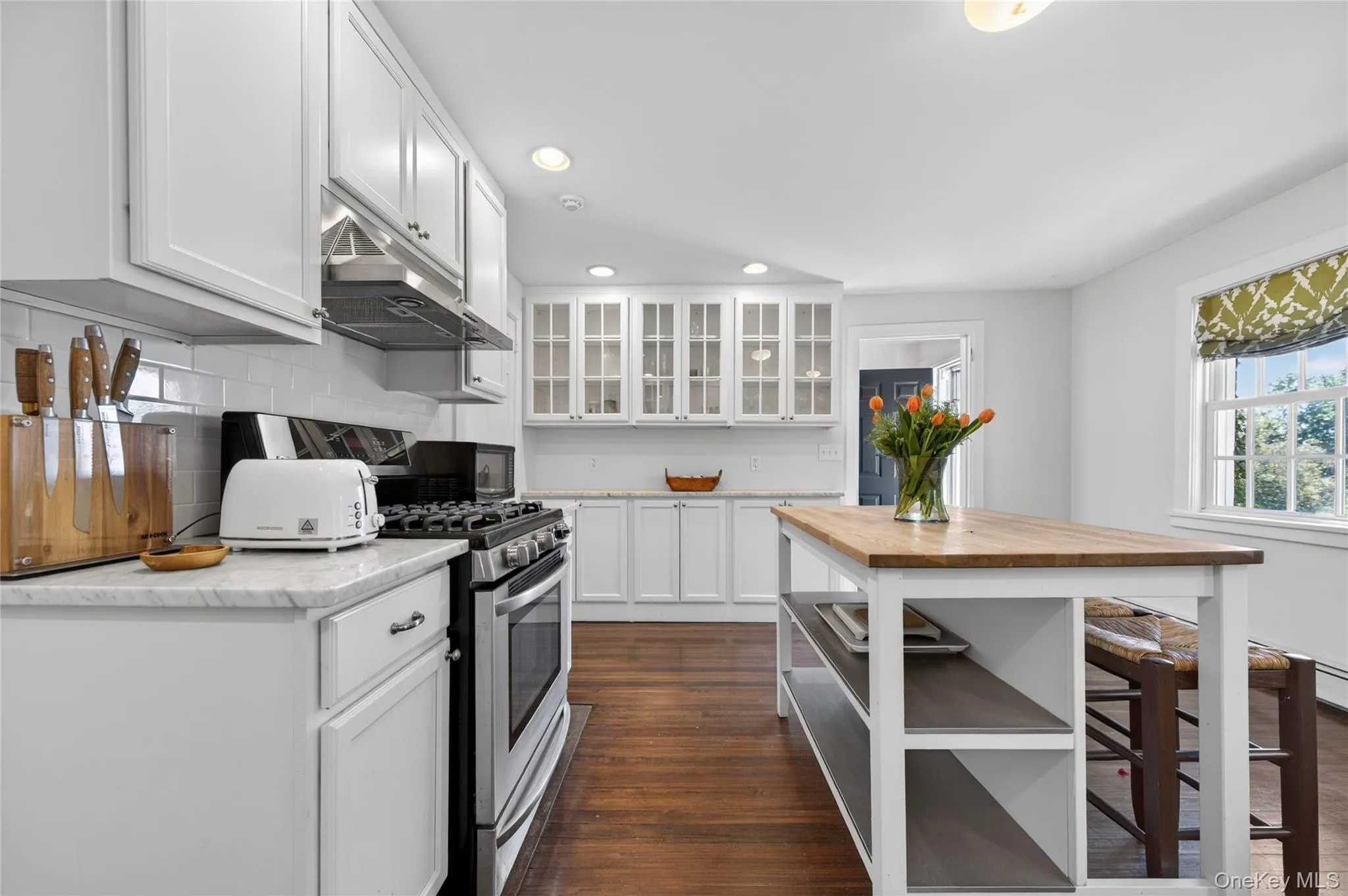 490 Duck Pond Road, Oyster Bay, NY, 2 Bedrooms Bedrooms, 4 Rooms Rooms,2 BathroomsBathrooms,Residential Lease,For Rent,Duck Pond,0,1030974 490 Duck Pond Road, Oyster Bay, NY, 2 Bedrooms Bedrooms, 4 Rooms Rooms,2 BathroomsBathrooms,Residential Lease,For Rent,Duck Pond,0,1030974