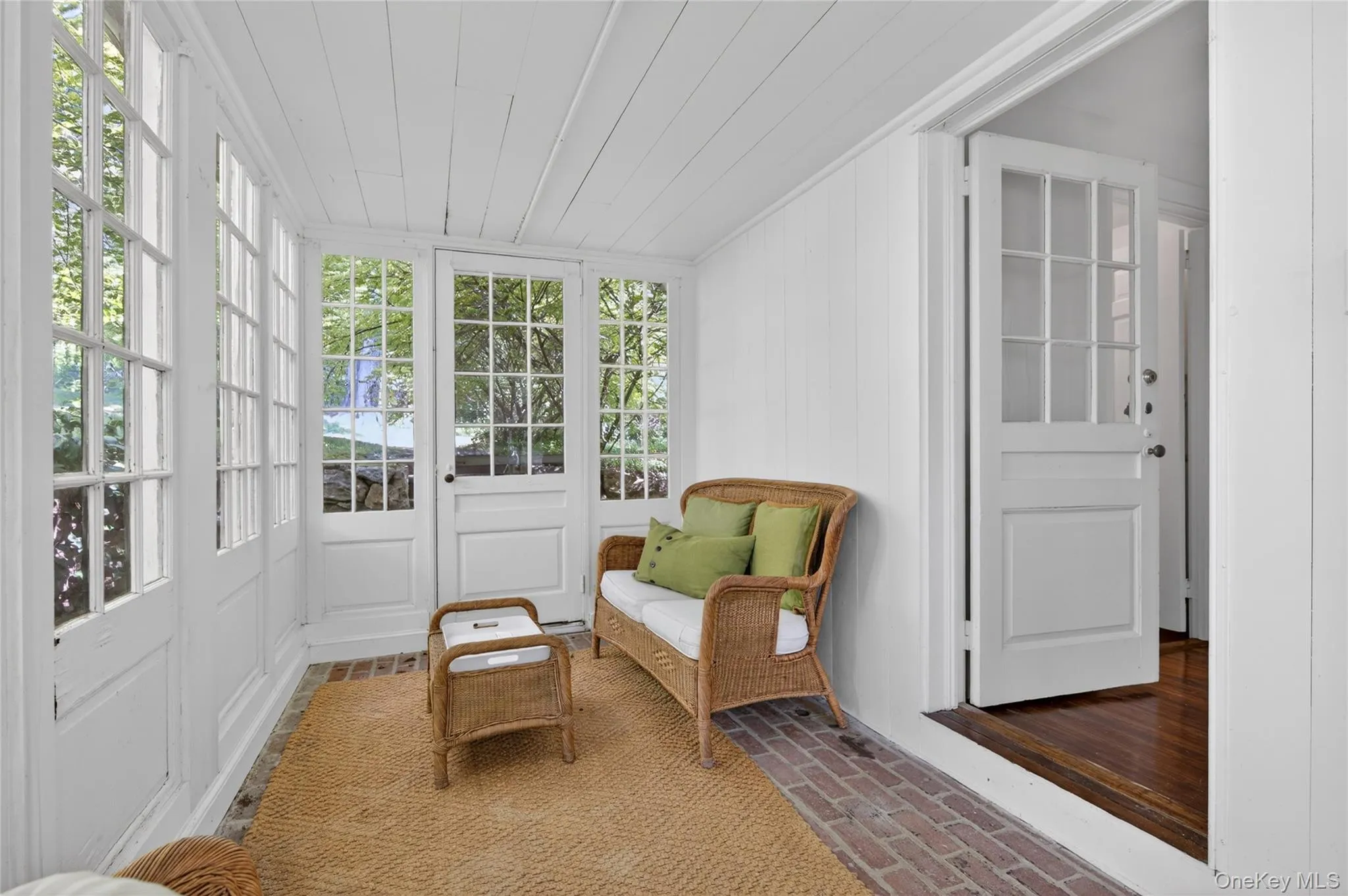490 Duck Pond Road, Oyster Bay, NY, 2 Bedrooms Bedrooms, 4 Rooms Rooms,2 BathroomsBathrooms,Residential Lease,For Rent,Duck Pond,0,1030974 490 Duck Pond Road, Oyster Bay, NY, 2 Bedrooms Bedrooms, 4 Rooms Rooms,2 BathroomsBathrooms,Residential Lease,For Rent,Duck Pond,0,1030974