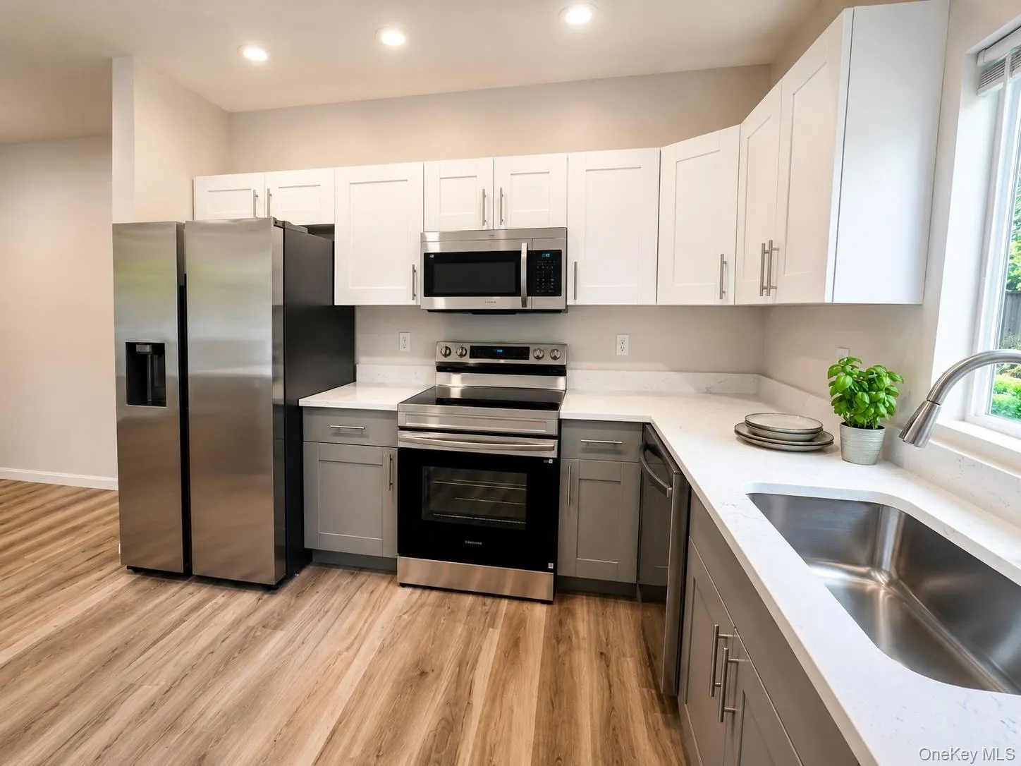 16 Dowd Street, Haverstraw, NY, 2 Bedrooms Bedrooms, 4 Rooms Rooms,2 BathroomsBathrooms,Residential Lease,For Rent,Dowd,0,1030975 16 Dowd Street, Haverstraw, NY, 2 Bedrooms Bedrooms, 4 Rooms Rooms,2 BathroomsBathrooms,Residential Lease,For Rent,Dowd,0,1030975