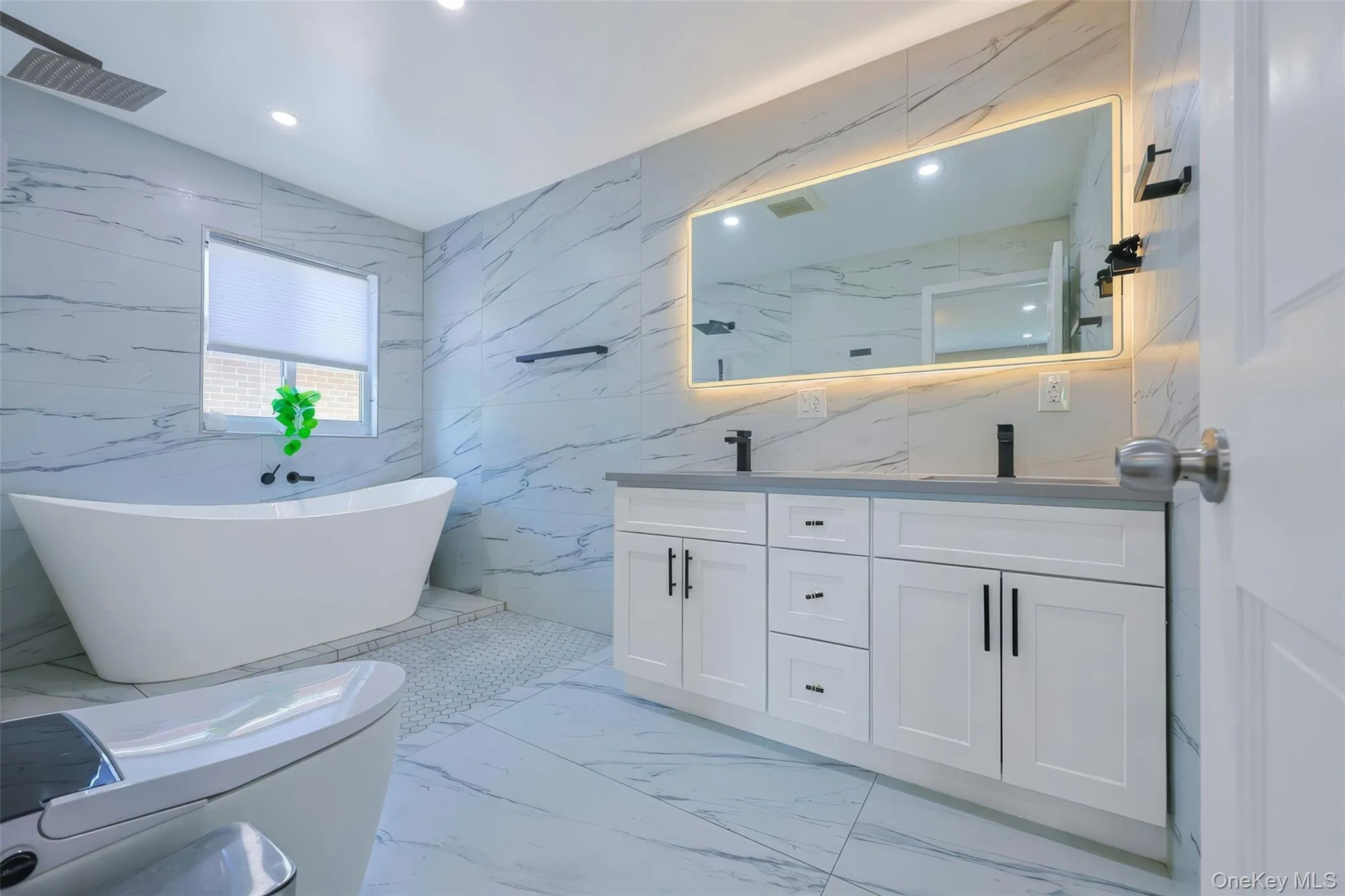 10-07 141st Street, New York, NY, 3 Bedrooms Bedrooms, 6 Rooms Rooms,4 BathroomsBathrooms,Residential,For Rent,141st,0,1030976 10-07 141st Street, New York, NY, 3 Bedrooms Bedrooms, 6 Rooms Rooms,4 BathroomsBathrooms,Residential,For Rent,141st,0,1030976