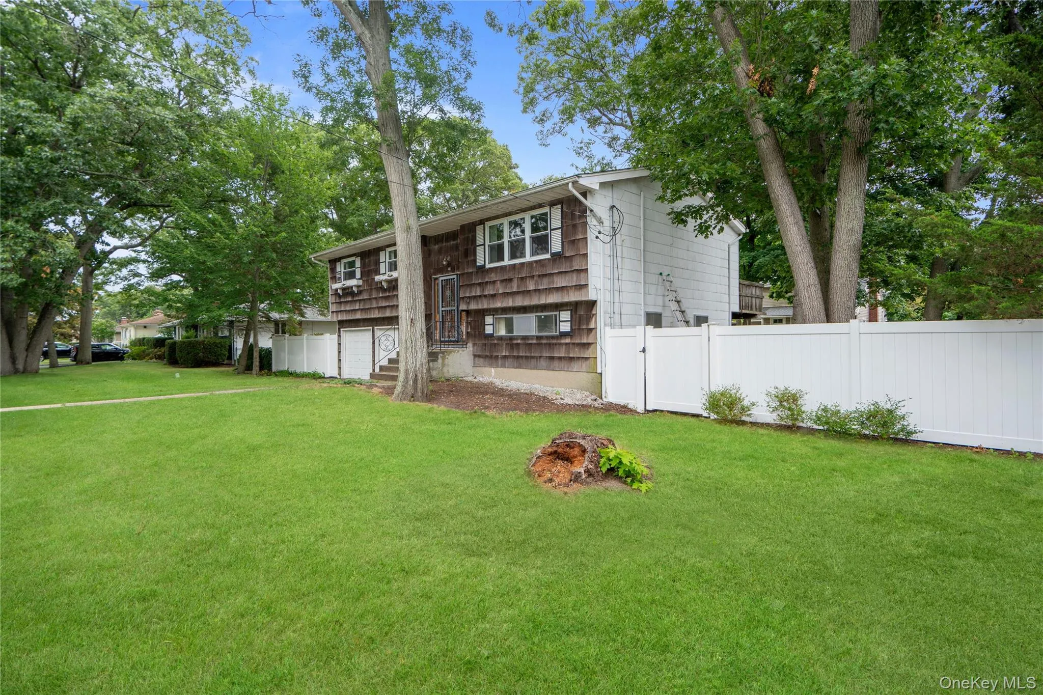 8 Rodney Avenue, Islip, NY, 4 Bedrooms Bedrooms, 9 Rooms Rooms,2 BathroomsBathrooms,Residential,For Rent,Rodney,0,1030978 8 Rodney Avenue, Islip, NY, 4 Bedrooms Bedrooms, 9 Rooms Rooms,2 BathroomsBathrooms,Residential,For Rent,Rodney,0,1030978