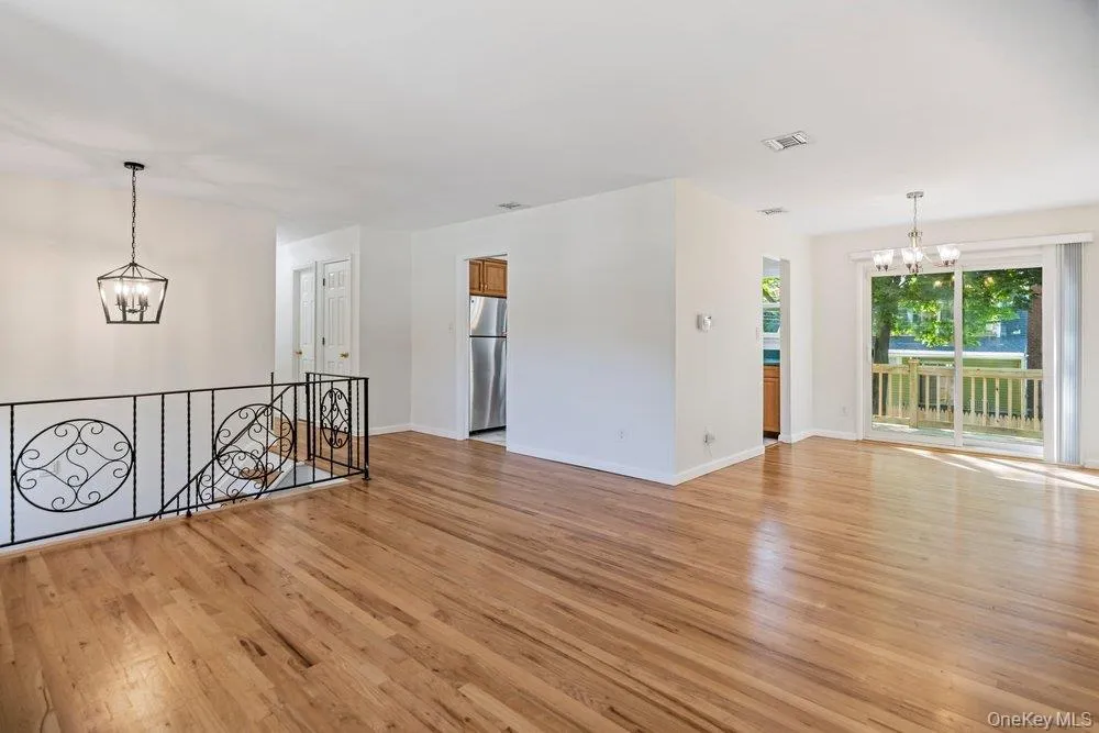 8 Rodney Avenue, Islip, NY, 4 Bedrooms Bedrooms, 9 Rooms Rooms,2 BathroomsBathrooms,Residential,For Rent,Rodney,0,1030978 8 Rodney Avenue, Islip, NY, 4 Bedrooms Bedrooms, 9 Rooms Rooms,2 BathroomsBathrooms,Residential,For Rent,Rodney,0,1030978