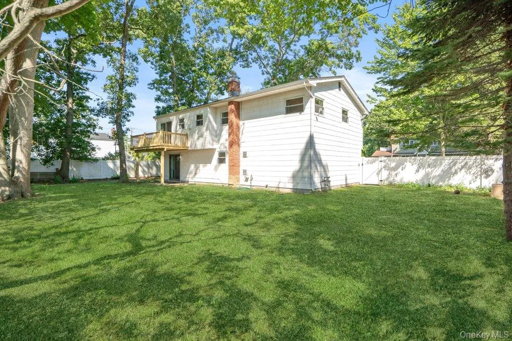 8 Rodney Avenue, Islip, NY, 4 Bedrooms Bedrooms, 9 Rooms Rooms,2 BathroomsBathrooms,Residential,For Rent,Rodney,0,1030978 8 Rodney Avenue, Islip, NY, 4 Bedrooms Bedrooms, 9 Rooms Rooms,2 BathroomsBathrooms,Residential,For Rent,Rodney,0,1030978
