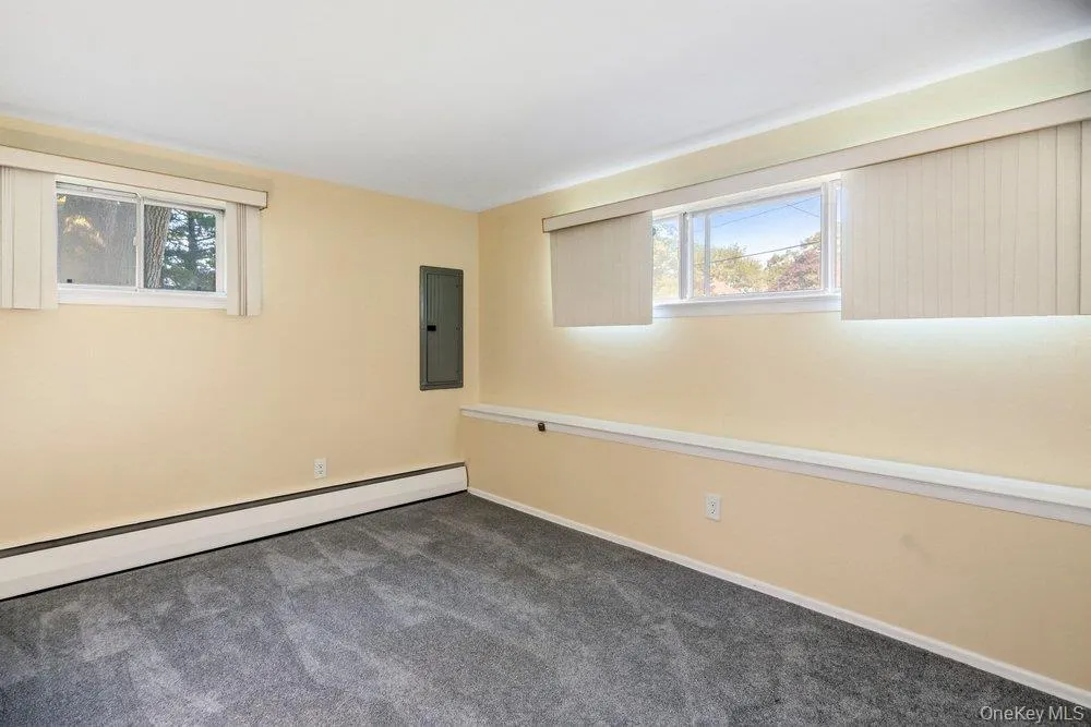 8 Rodney Avenue, Islip, NY, 4 Bedrooms Bedrooms, 9 Rooms Rooms,2 BathroomsBathrooms,Residential,For Rent,Rodney,0,1030978 8 Rodney Avenue, Islip, NY, 4 Bedrooms Bedrooms, 9 Rooms Rooms,2 BathroomsBathrooms,Residential,For Rent,Rodney,0,1030978
