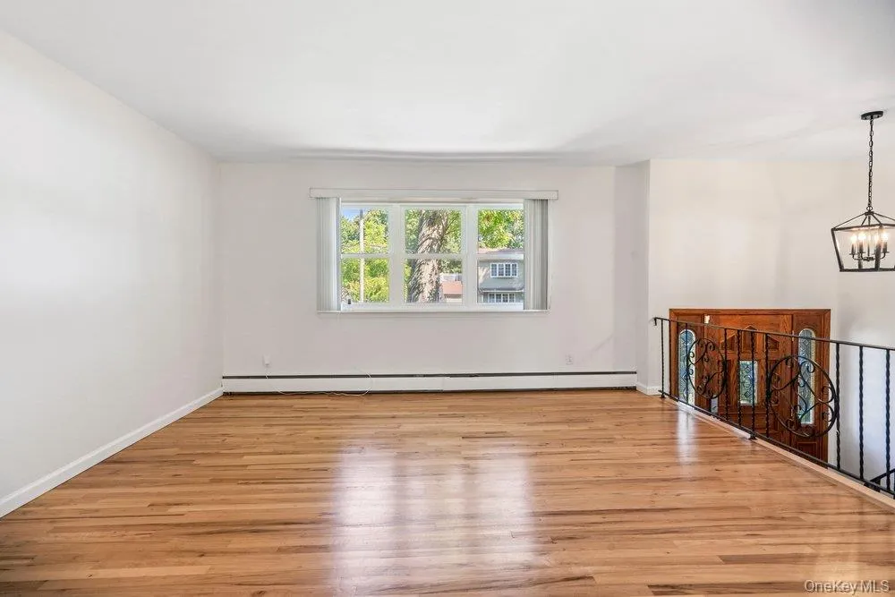 8 Rodney Avenue, Islip, NY, 4 Bedrooms Bedrooms, 9 Rooms Rooms,2 BathroomsBathrooms,Residential,For Rent,Rodney,0,1030978 8 Rodney Avenue, Islip, NY, 4 Bedrooms Bedrooms, 9 Rooms Rooms,2 BathroomsBathrooms,Residential,For Rent,Rodney,0,1030978