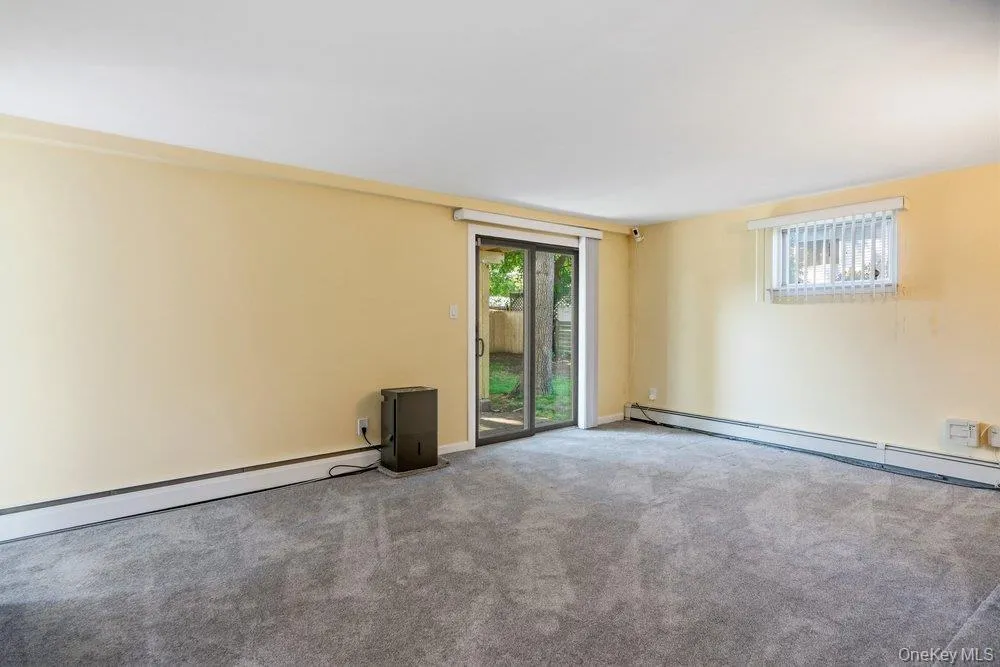 8 Rodney Avenue, Islip, NY, 4 Bedrooms Bedrooms, 9 Rooms Rooms,2 BathroomsBathrooms,Residential,For Rent,Rodney,0,1030978 8 Rodney Avenue, Islip, NY, 4 Bedrooms Bedrooms, 9 Rooms Rooms,2 BathroomsBathrooms,Residential,For Rent,Rodney,0,1030978