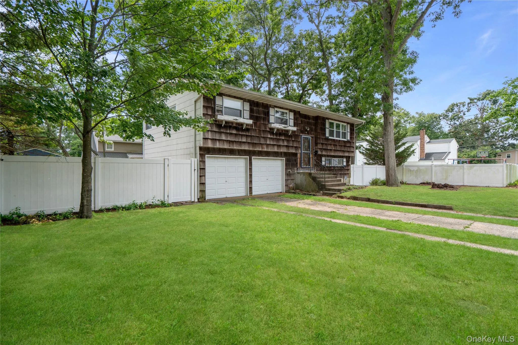 8 Rodney Avenue, Islip, NY, 4 Bedrooms Bedrooms, 9 Rooms Rooms,2 BathroomsBathrooms,Residential,For Rent,Rodney,0,1030978 8 Rodney Avenue, Islip, NY, 4 Bedrooms Bedrooms, 9 Rooms Rooms,2 BathroomsBathrooms,Residential,For Rent,Rodney,0,1030978