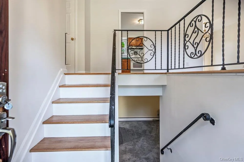 8 Rodney Avenue, Islip, NY, 4 Bedrooms Bedrooms, 9 Rooms Rooms,2 BathroomsBathrooms,Residential,For Rent,Rodney,0,1030978 8 Rodney Avenue, Islip, NY, 4 Bedrooms Bedrooms, 9 Rooms Rooms,2 BathroomsBathrooms,Residential,For Rent,Rodney,0,1030978