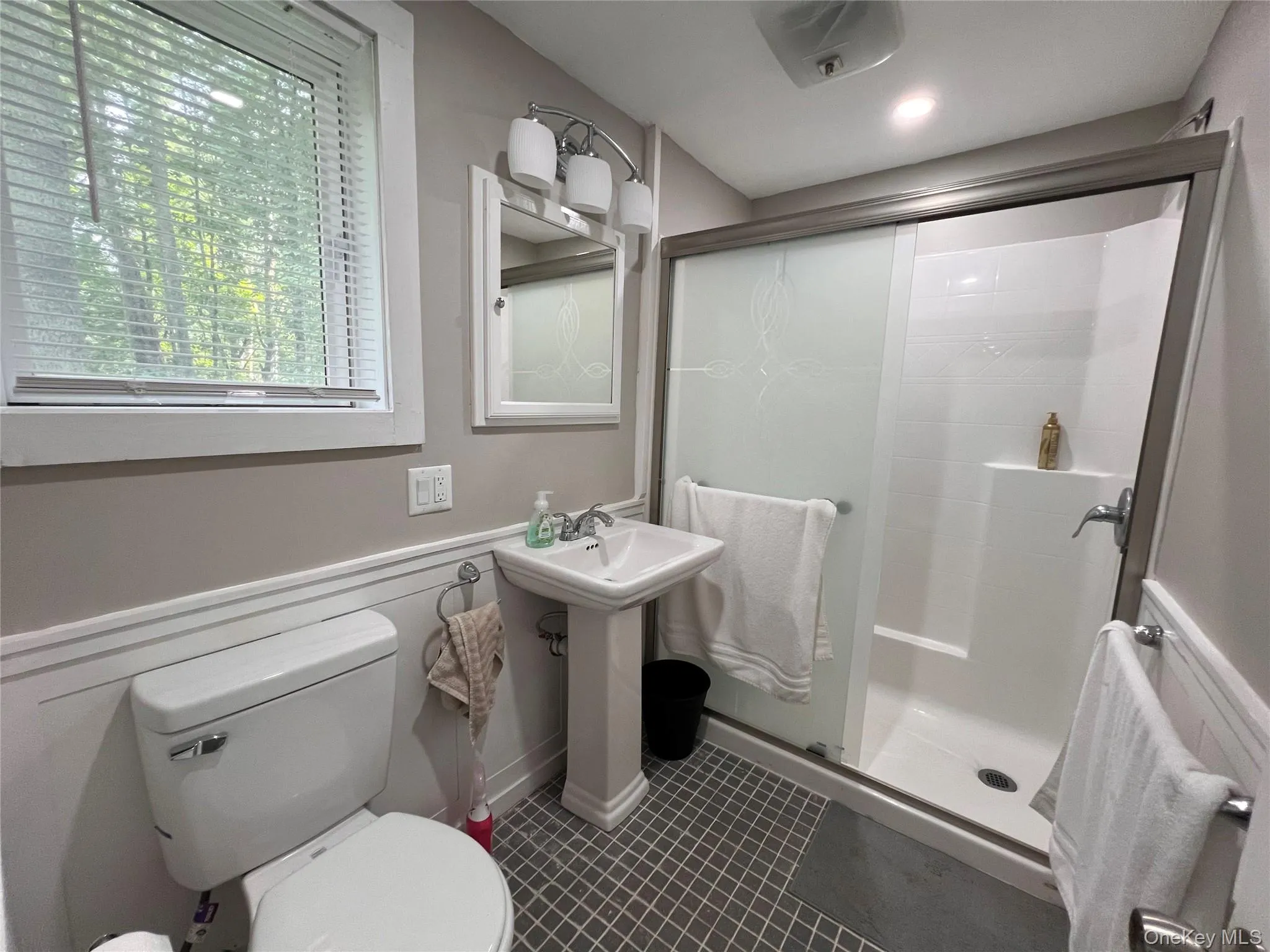 101 Lake Country Lane, Tusten, NY, 2 Bedrooms Bedrooms, 5 Rooms Rooms,1 BathroomBathrooms,Residential,For Rent,Lake Country,0,1030979 101 Lake Country Lane, Tusten, NY, 2 Bedrooms Bedrooms, 5 Rooms Rooms,1 BathroomBathrooms,Residential,For Rent,Lake Country,0,1030979