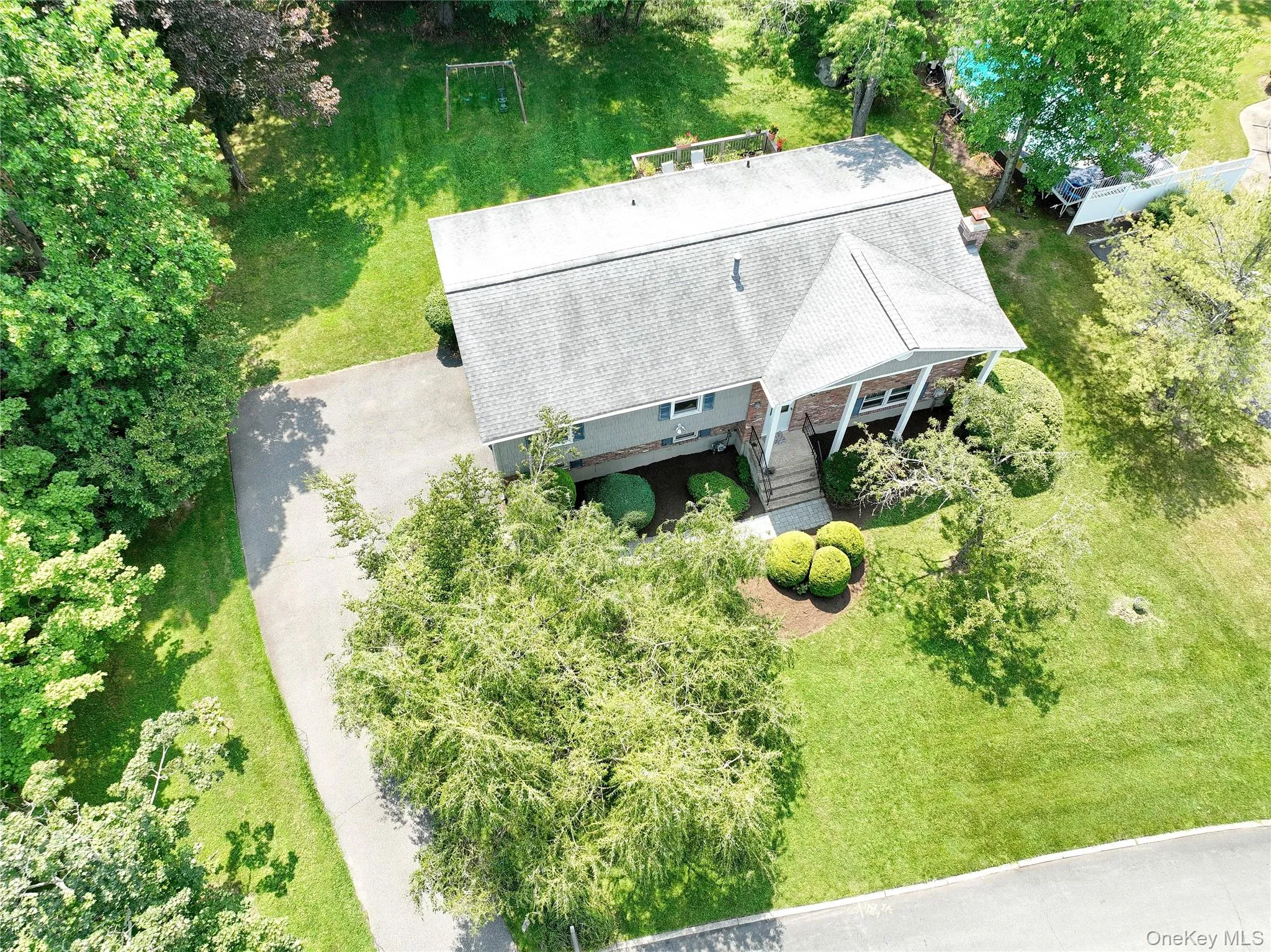 33 Tor View Avenue, Clarkstown, NY, 4 Bedrooms Bedrooms, 9 Rooms Rooms,2 BathroomsBathrooms,Residential,For Rent,Tor View,0,1030983 33 Tor View Avenue, Clarkstown, NY, 4 Bedrooms Bedrooms, 9 Rooms Rooms,2 BathroomsBathrooms,Residential,For Rent,Tor View,0,1030983