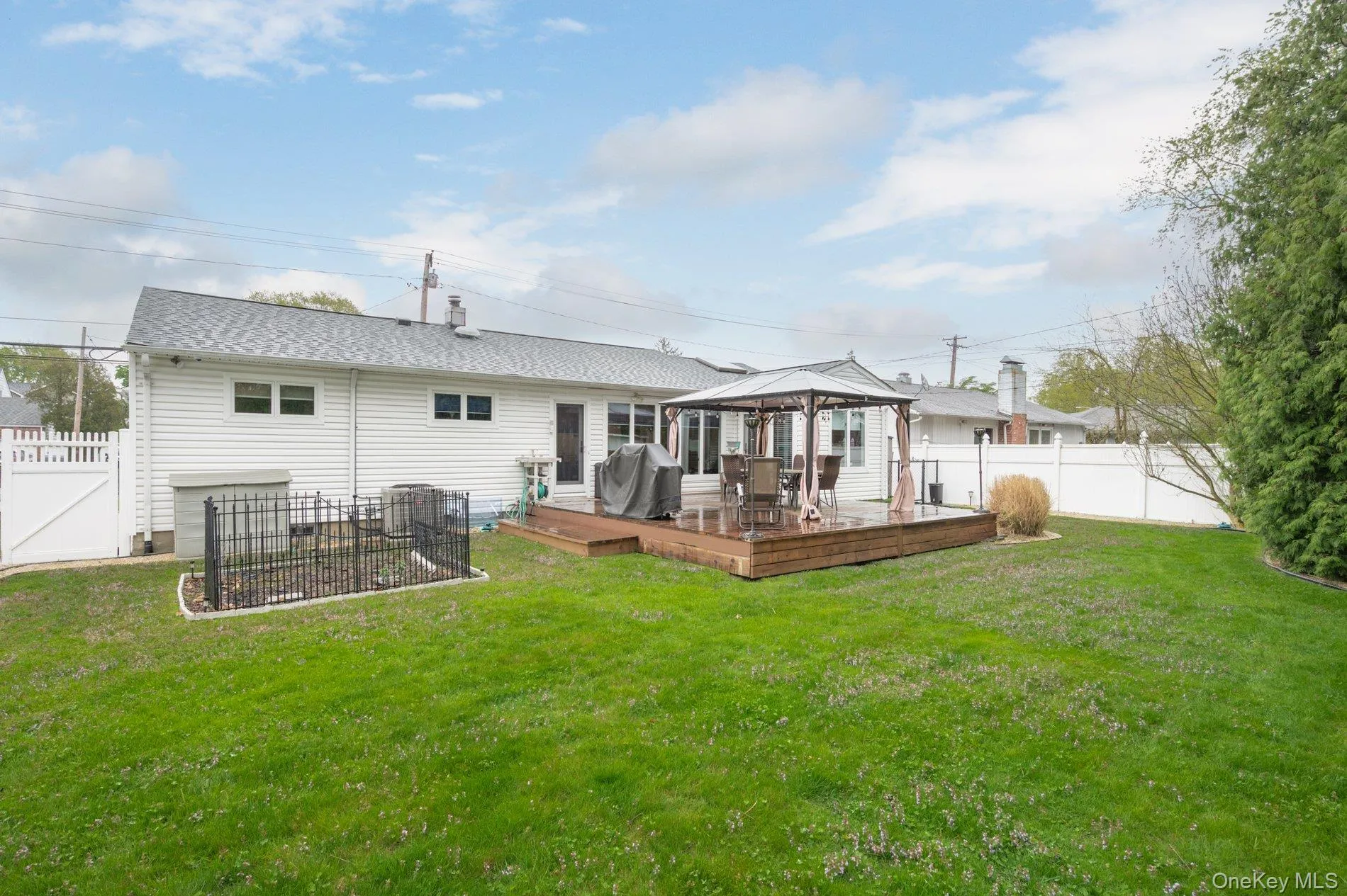 264 Manetto Hill Road, Oyster Bay, NY, 4 Bedrooms Bedrooms, 7 Rooms Rooms,3 BathroomsBathrooms,Residential Lease,For Rent,Manetto Hill,0,1030984 264 Manetto Hill Road, Oyster Bay, NY, 4 Bedrooms Bedrooms, 7 Rooms Rooms,3 BathroomsBathrooms,Residential Lease,For Rent,Manetto Hill,0,1030984