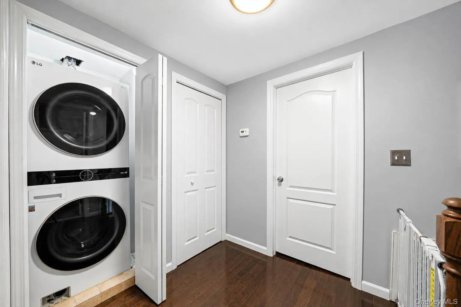 107 Terry Road, Islip, NY, 3 Bedrooms Bedrooms, 8 Rooms Rooms,2 BathroomsBathrooms,Residential,For Rent,Terry,0,1030989 107 Terry Road, Islip, NY, 3 Bedrooms Bedrooms, 8 Rooms Rooms,2 BathroomsBathrooms,Residential,For Rent,Terry,0,1030989