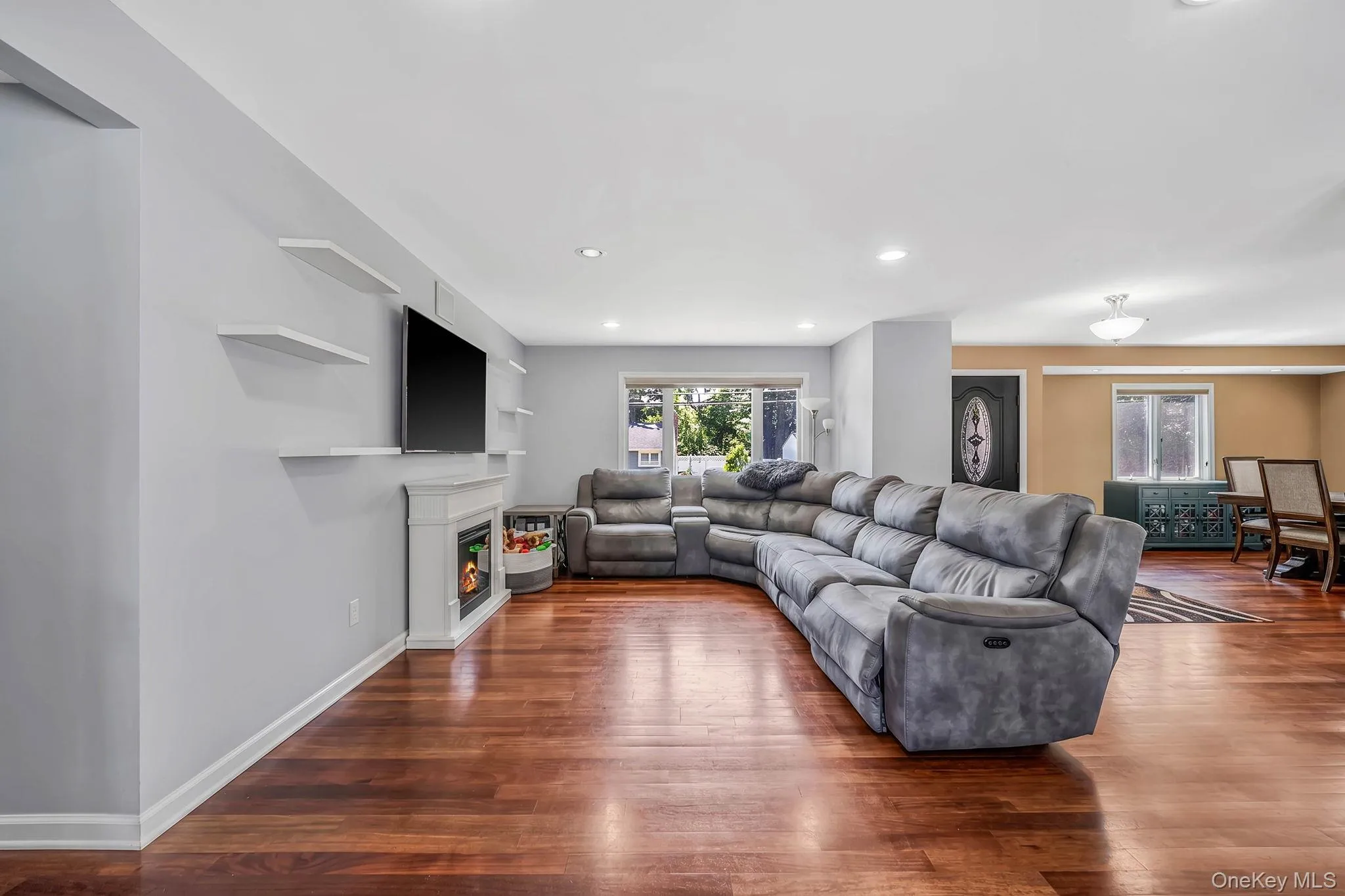 107 Terry Road, Islip, NY, 3 Bedrooms Bedrooms, 8 Rooms Rooms,2 BathroomsBathrooms,Residential,For Rent,Terry,0,1030989 107 Terry Road, Islip, NY, 3 Bedrooms Bedrooms, 8 Rooms Rooms,2 BathroomsBathrooms,Residential,For Rent,Terry,0,1030989