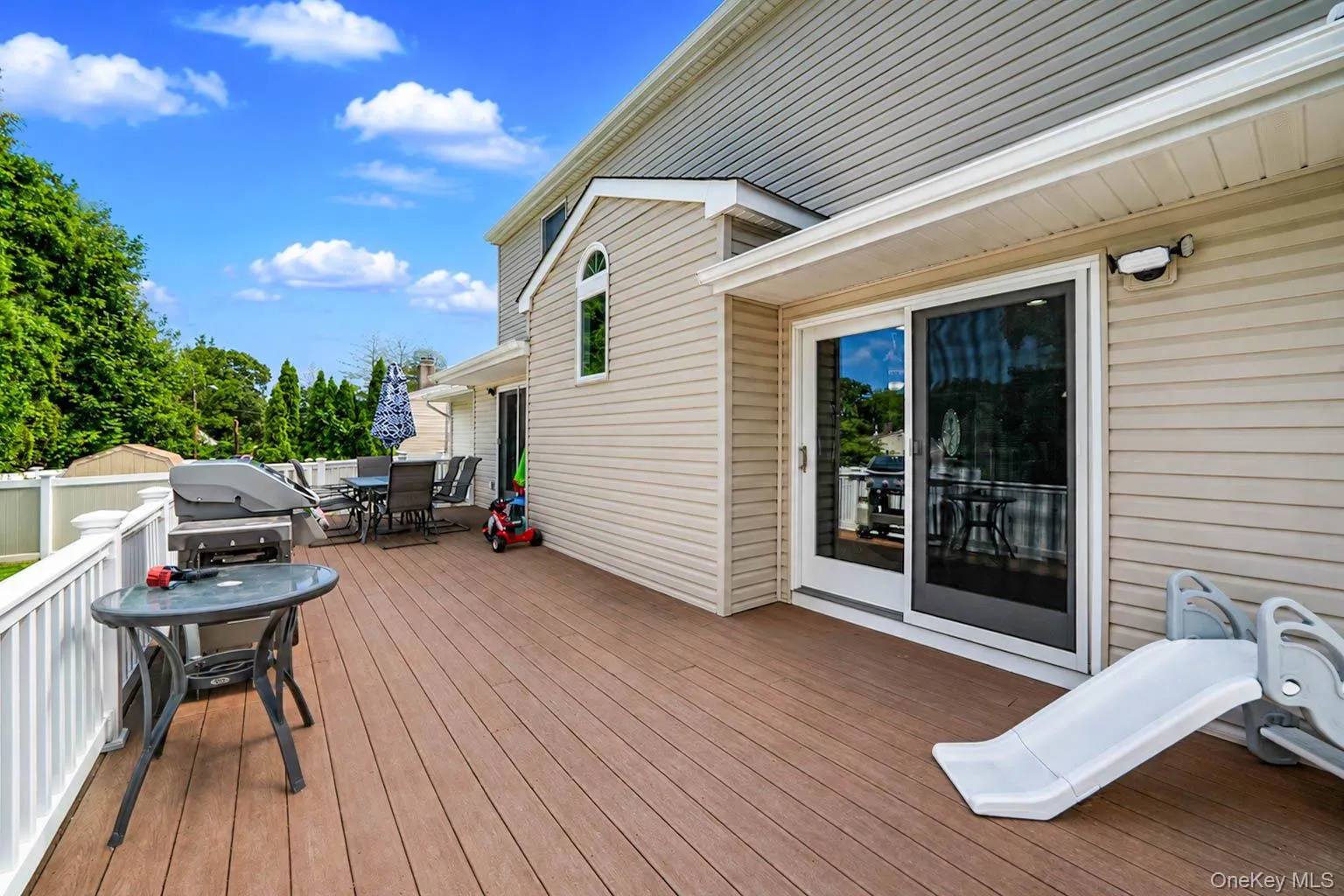 107 Terry Road, Islip, NY, 3 Bedrooms Bedrooms, 8 Rooms Rooms,2 BathroomsBathrooms,Residential,For Rent,Terry,0,1030989 107 Terry Road, Islip, NY, 3 Bedrooms Bedrooms, 8 Rooms Rooms,2 BathroomsBathrooms,Residential,For Rent,Terry,0,1030989