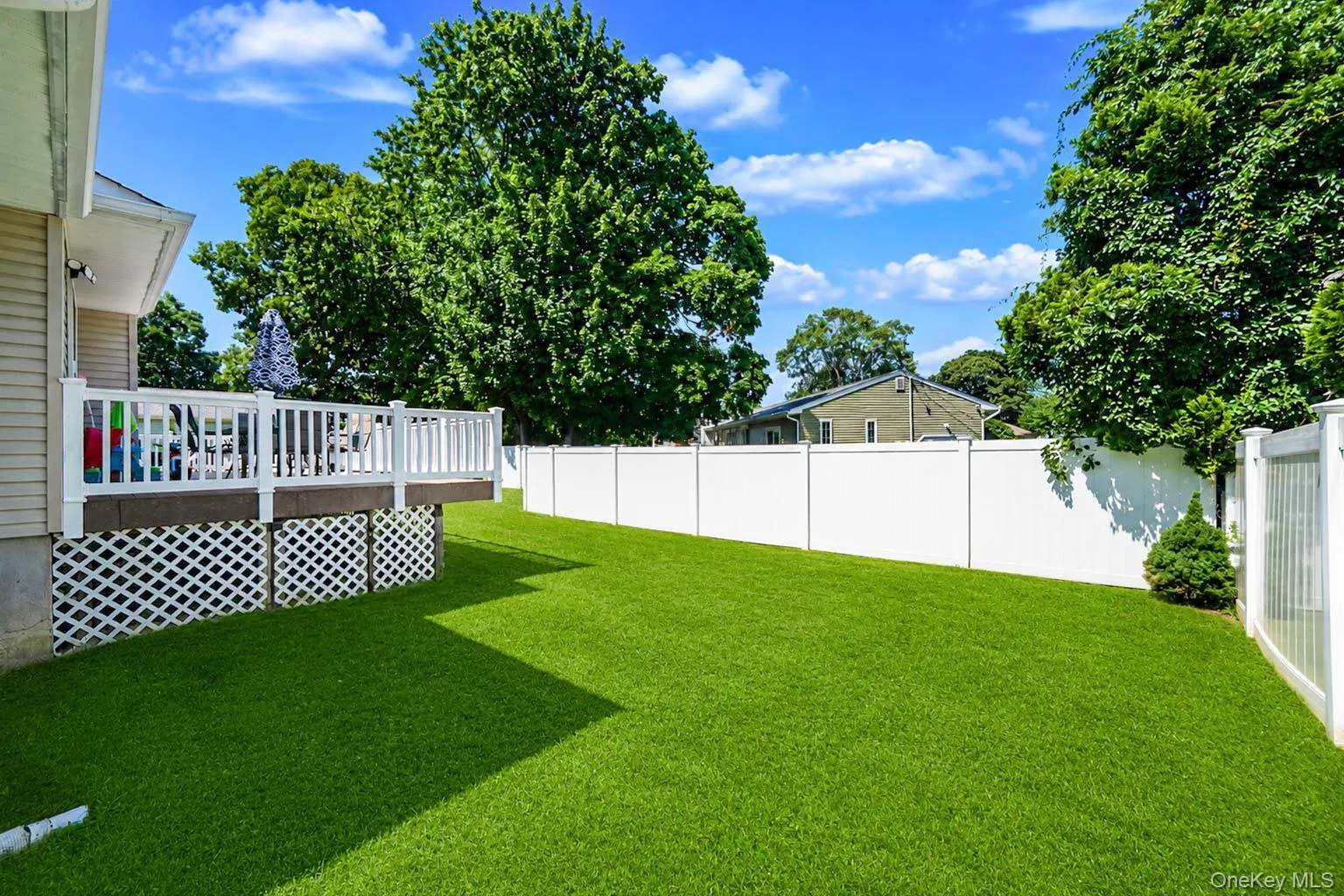 107 Terry Road, Islip, NY, 3 Bedrooms Bedrooms, 8 Rooms Rooms,2 BathroomsBathrooms,Residential,For Rent,Terry,0,1030989 107 Terry Road, Islip, NY, 3 Bedrooms Bedrooms, 8 Rooms Rooms,2 BathroomsBathrooms,Residential,For Rent,Terry,0,1030989