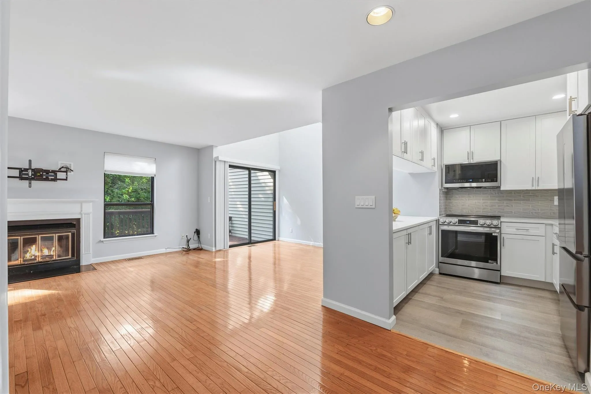 93 Bridle Path Road, Ossining, NY, 1 Bedroom Bedrooms, 4 Rooms Rooms,1 BathroomBathrooms,Residential,For Rent,Bridle Path,0,1030990 93 Bridle Path Road, Ossining, NY, 1 Bedroom Bedrooms, 4 Rooms Rooms,1 BathroomBathrooms,Residential,For Rent,Bridle Path,0,1030990