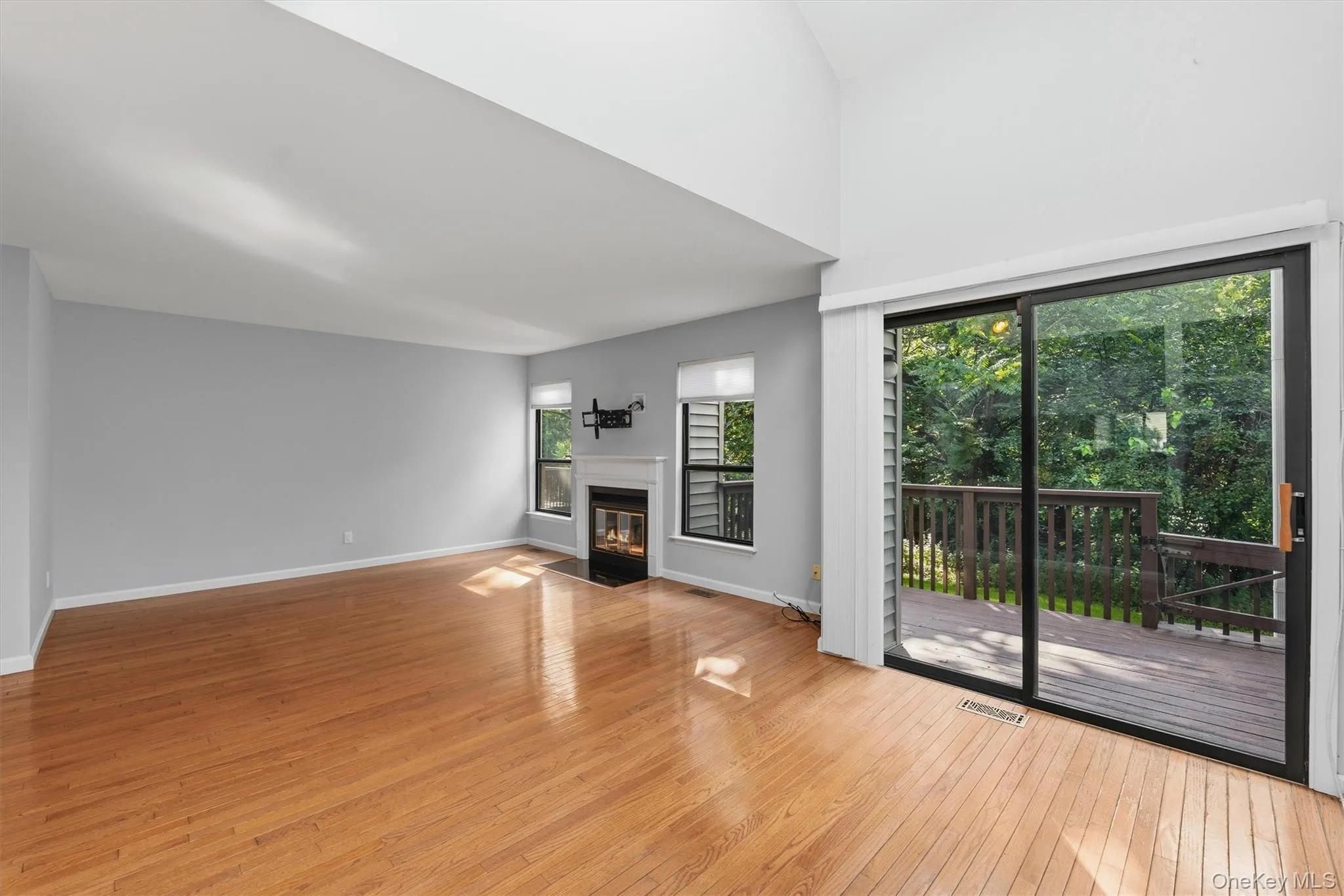 93 Bridle Path Road, Ossining, NY, 1 Bedroom Bedrooms, 4 Rooms Rooms,1 BathroomBathrooms,Residential,For Rent,Bridle Path,0,1030990 93 Bridle Path Road, Ossining, NY, 1 Bedroom Bedrooms, 4 Rooms Rooms,1 BathroomBathrooms,Residential,For Rent,Bridle Path,0,1030990