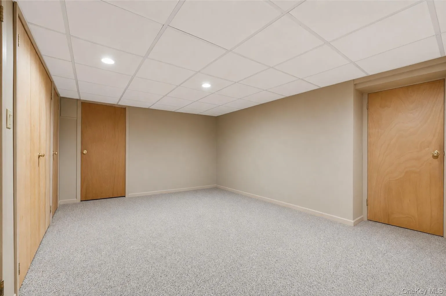 43 Tappan Avenue, Babylon, NY, 3 Bedrooms Bedrooms, 5 Rooms Rooms,1 BathroomBathrooms,Residential,For Rent,Tappan,0,1030993 43 Tappan Avenue, Babylon, NY, 3 Bedrooms Bedrooms, 5 Rooms Rooms,1 BathroomBathrooms,Residential,For Rent,Tappan,0,1030993