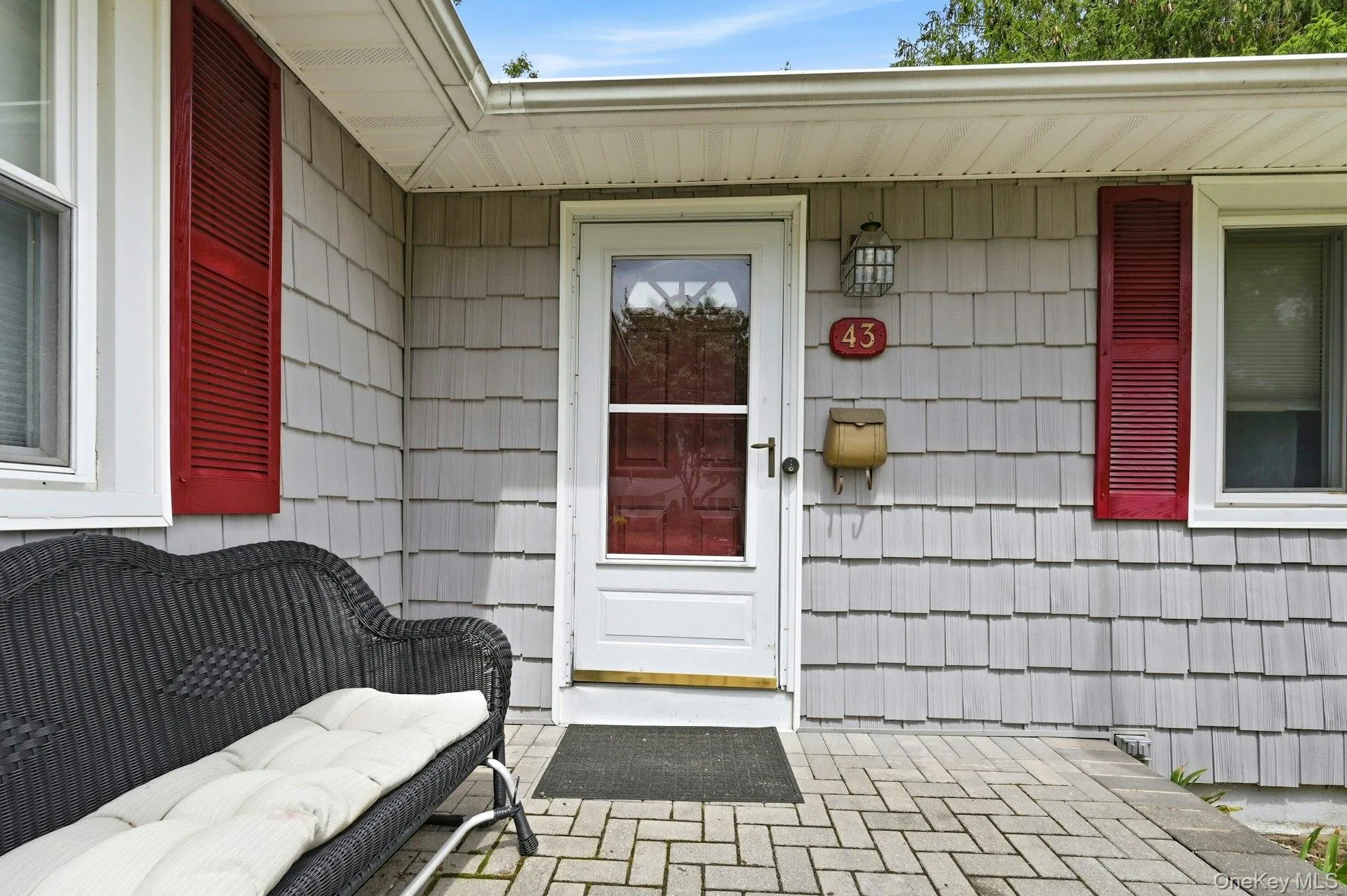 43 Tappan Avenue, Babylon, NY, 3 Bedrooms Bedrooms, 5 Rooms Rooms,1 BathroomBathrooms,Residential,For Rent,Tappan,0,1030993 43 Tappan Avenue, Babylon, NY, 3 Bedrooms Bedrooms, 5 Rooms Rooms,1 BathroomBathrooms,Residential,For Rent,Tappan,0,1030993