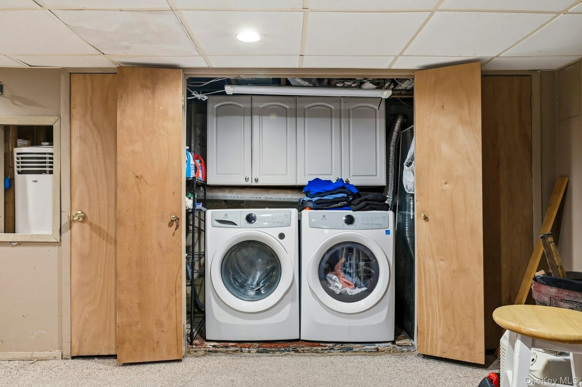 43 Tappan Avenue, Babylon, NY, 3 Bedrooms Bedrooms, 5 Rooms Rooms,1 BathroomBathrooms,Residential,For Rent,Tappan,0,1030993 43 Tappan Avenue, Babylon, NY, 3 Bedrooms Bedrooms, 5 Rooms Rooms,1 BathroomBathrooms,Residential,For Rent,Tappan,0,1030993