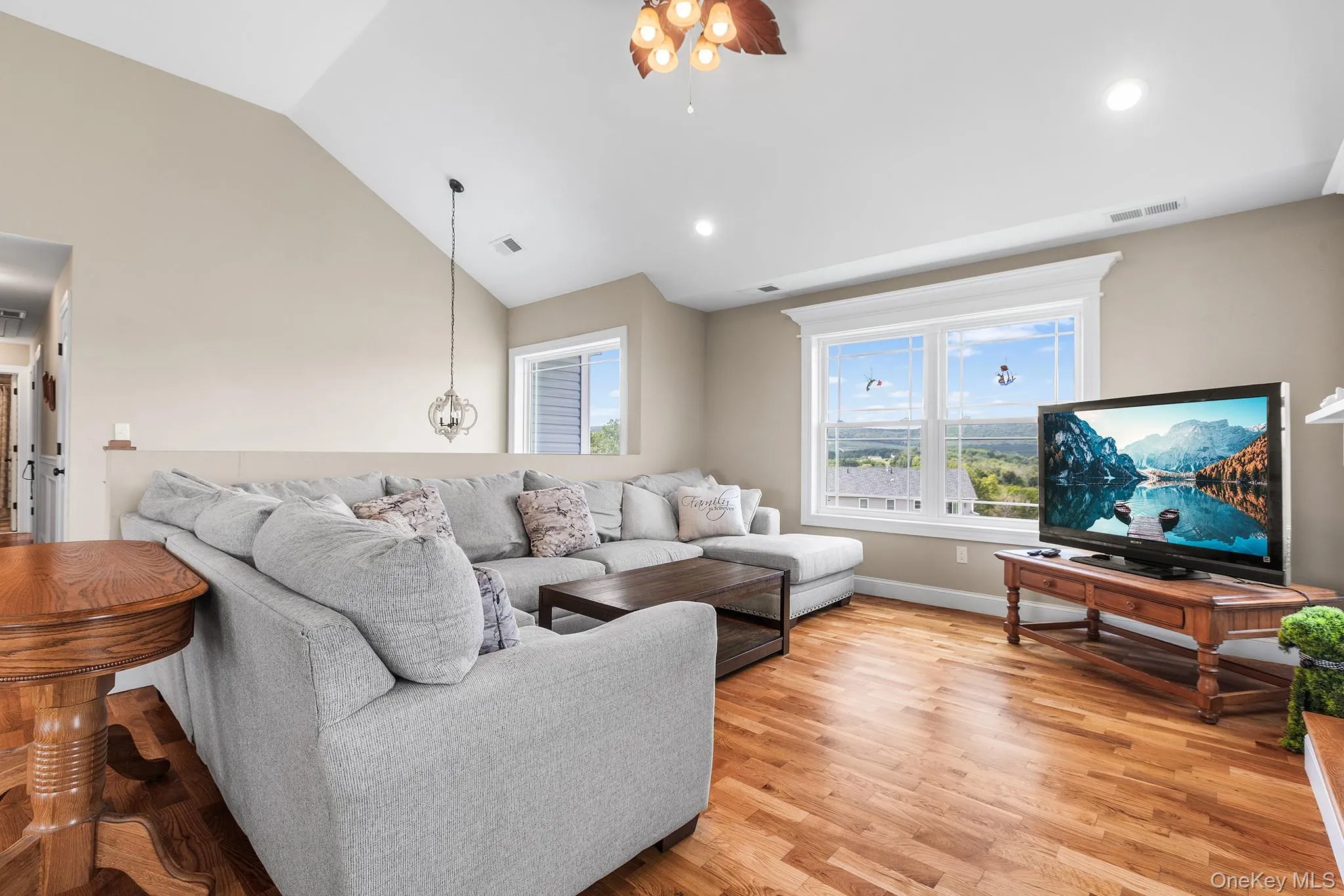21 Meadow View Drive, Marlboro, NY, 4 Bedrooms Bedrooms, 8 Rooms Rooms,3 BathroomsBathrooms,Residential,For Rent,Meadow View,0,1030995 21 Meadow View Drive, Marlboro, NY, 4 Bedrooms Bedrooms, 8 Rooms Rooms,3 BathroomsBathrooms,Residential,For Rent,Meadow View,0,1030995