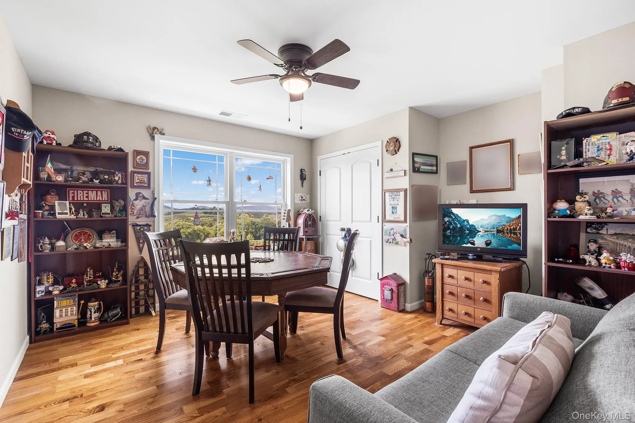 21 Meadow View Drive, Marlboro, NY, 4 Bedrooms Bedrooms, 8 Rooms Rooms,3 BathroomsBathrooms,Residential,For Rent,Meadow View,0,1030995 21 Meadow View Drive, Marlboro, NY, 4 Bedrooms Bedrooms, 8 Rooms Rooms,3 BathroomsBathrooms,Residential,For Rent,Meadow View,0,1030995