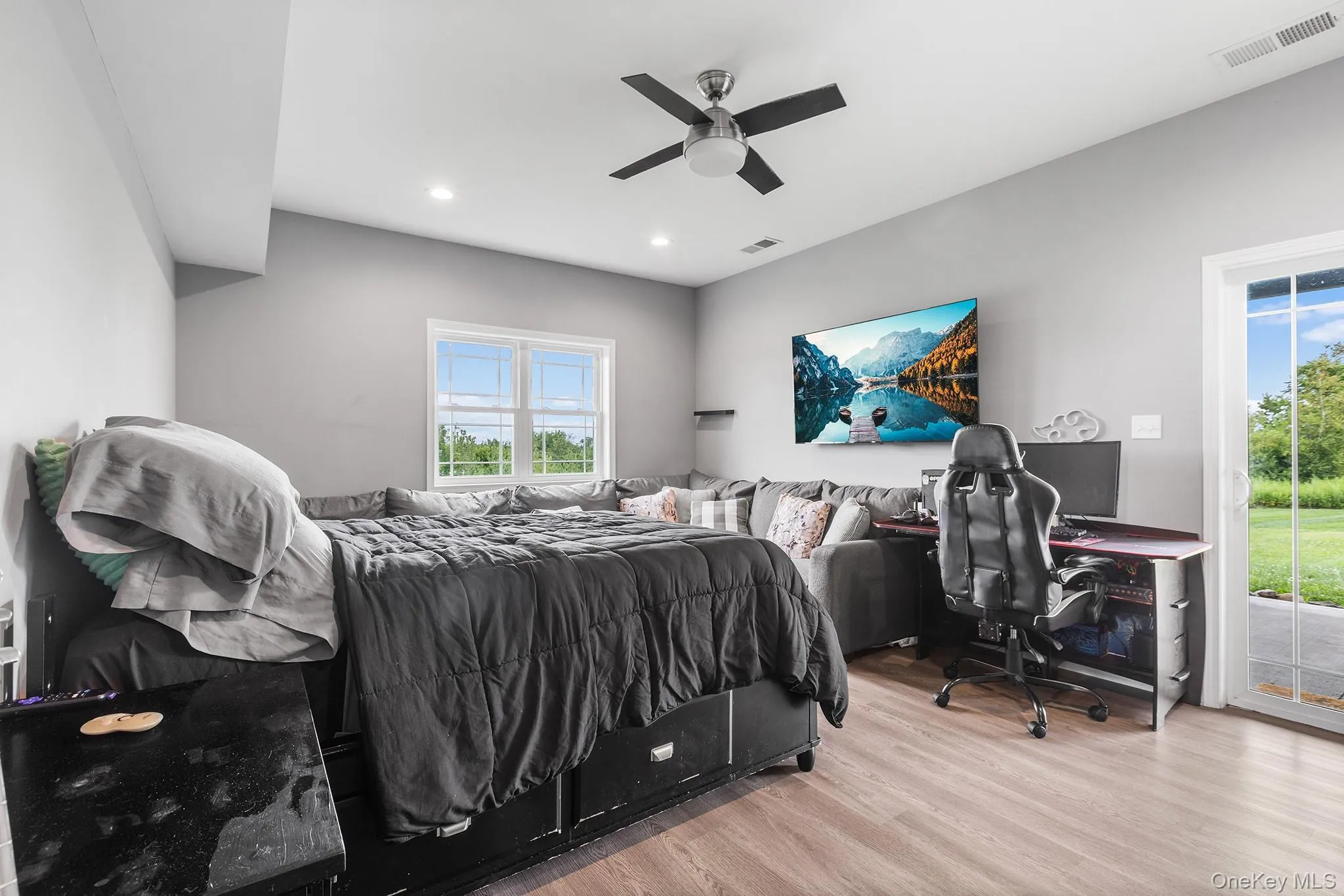 21 Meadow View Drive, Marlboro, NY, 4 Bedrooms Bedrooms, 8 Rooms Rooms,3 BathroomsBathrooms,Residential,For Rent,Meadow View,0,1030995 21 Meadow View Drive, Marlboro, NY, 4 Bedrooms Bedrooms, 8 Rooms Rooms,3 BathroomsBathrooms,Residential,For Rent,Meadow View,0,1030995