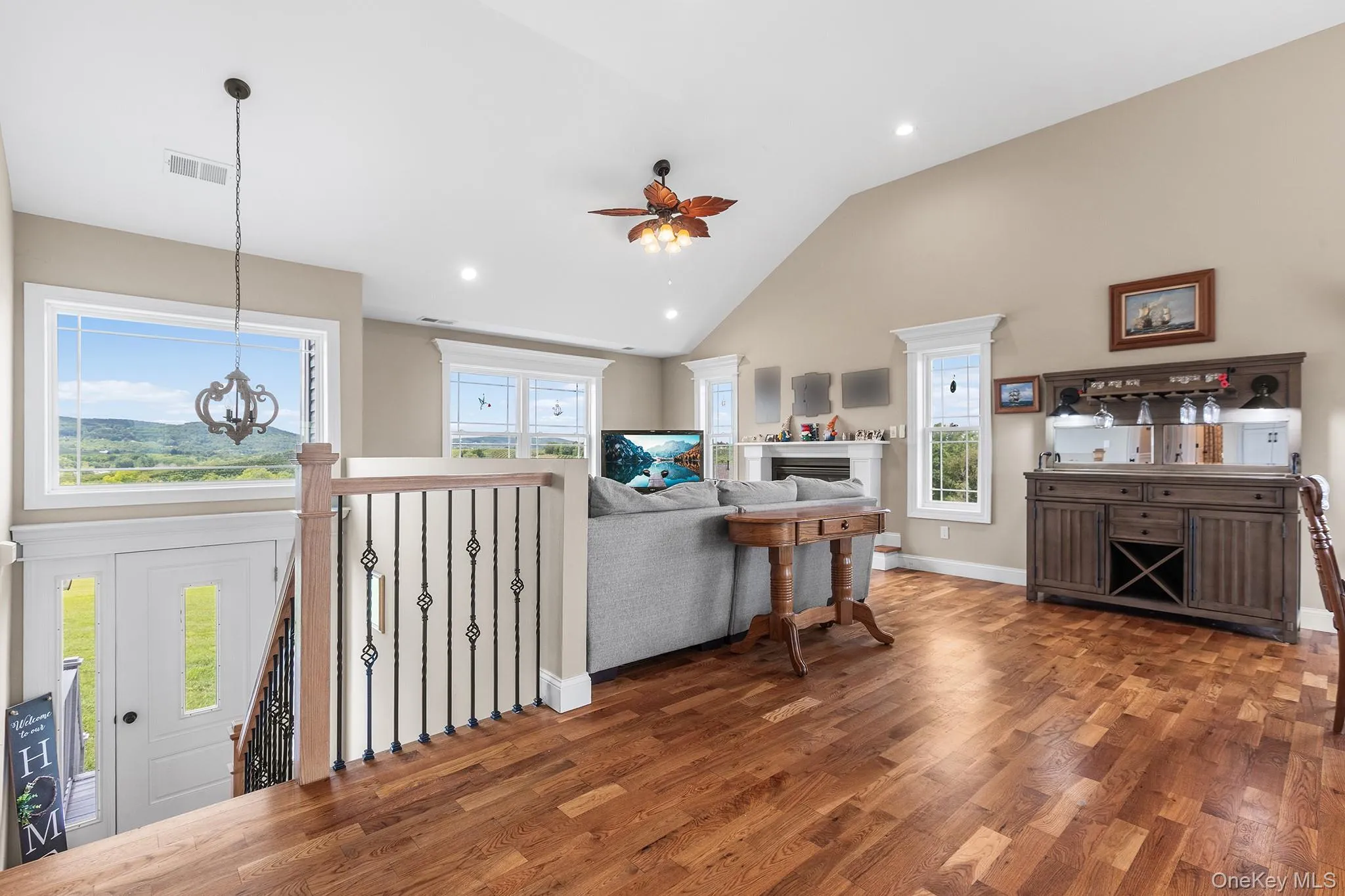 21 Meadow View Drive, Marlboro, NY, 4 Bedrooms Bedrooms, 8 Rooms Rooms,3 BathroomsBathrooms,Residential,For Rent,Meadow View,0,1030995 21 Meadow View Drive, Marlboro, NY, 4 Bedrooms Bedrooms, 8 Rooms Rooms,3 BathroomsBathrooms,Residential,For Rent,Meadow View,0,1030995