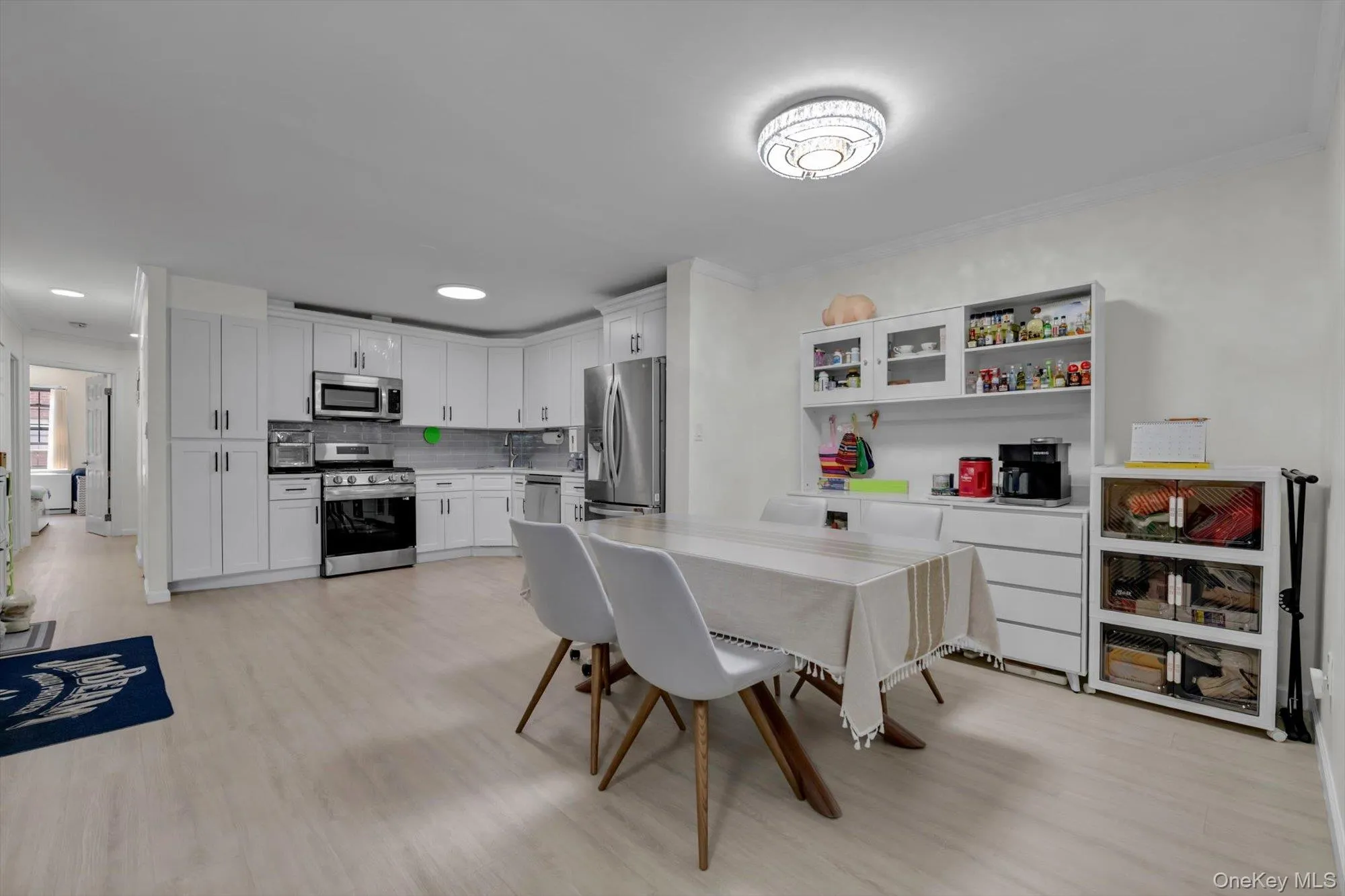 16314 71st Avenue, New York, NY, 3 Bedrooms Bedrooms, 6 Rooms Rooms,2 BathroomsBathrooms,Residential,For Rent,71st,0,1031000 16314 71st Avenue, New York, NY, 3 Bedrooms Bedrooms, 6 Rooms Rooms,2 BathroomsBathrooms,Residential,For Rent,71st,0,1031000