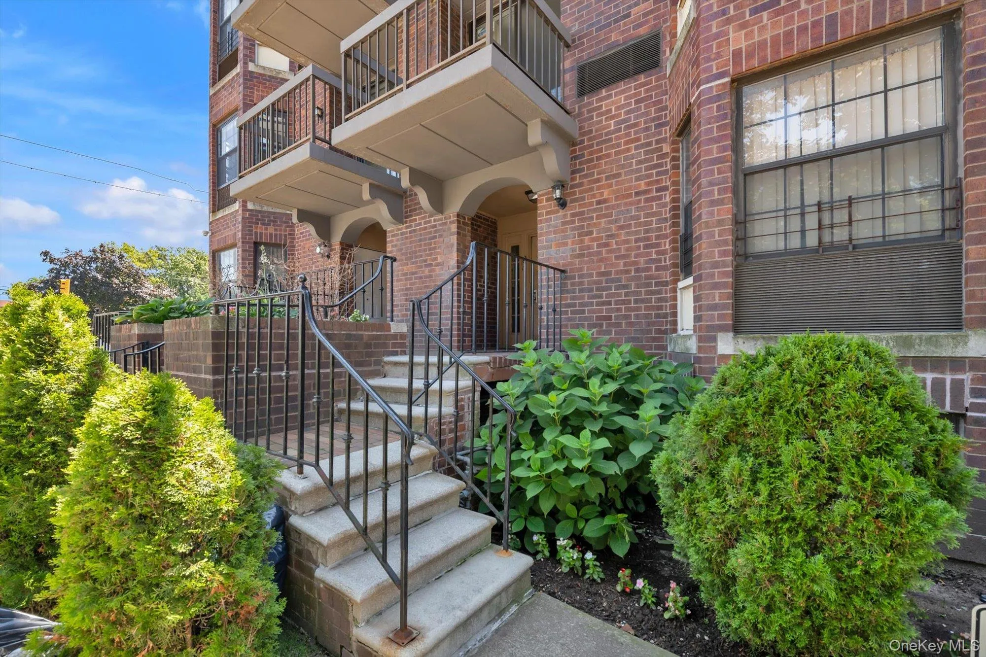 16314 71st Avenue, New York, NY, 3 Bedrooms Bedrooms, 6 Rooms Rooms,2 BathroomsBathrooms,Residential,For Rent,71st,0,1031000 16314 71st Avenue, New York, NY, 3 Bedrooms Bedrooms, 6 Rooms Rooms,2 BathroomsBathrooms,Residential,For Rent,71st,0,1031000