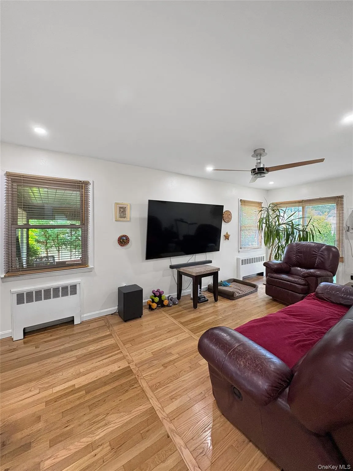 94 Massapequa Avenue, Oyster Bay, NY, 4 Bedrooms Bedrooms, 11 Rooms Rooms,3 BathroomsBathrooms,Residential,For Rent,Massapequa,0,1031001 94 Massapequa Avenue, Oyster Bay, NY, 4 Bedrooms Bedrooms, 11 Rooms Rooms,3 BathroomsBathrooms,Residential,For Rent,Massapequa,0,1031001