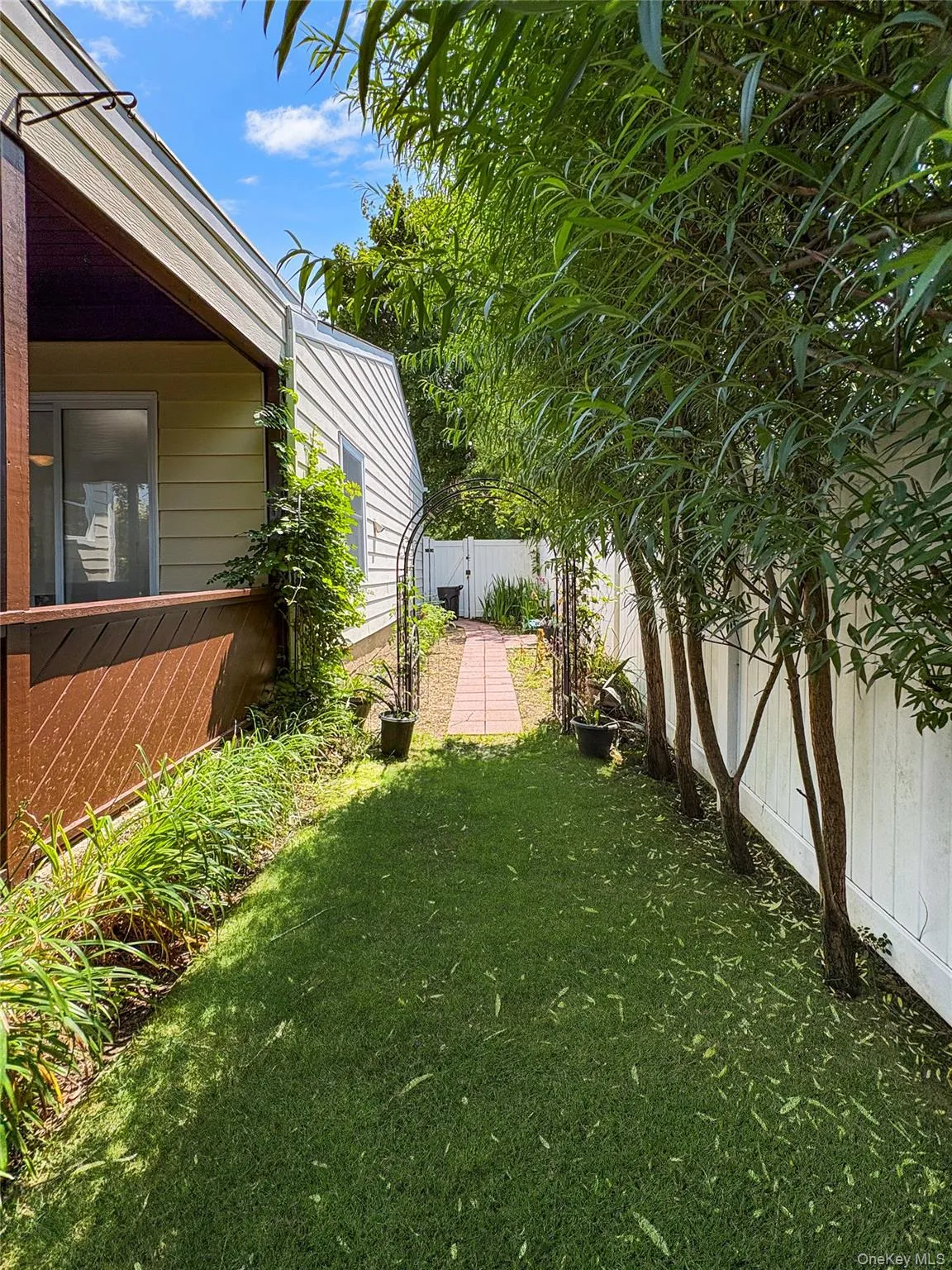 94 Massapequa Avenue, Oyster Bay, NY, 4 Bedrooms Bedrooms, 11 Rooms Rooms,3 BathroomsBathrooms,Residential,For Rent,Massapequa,0,1031001 94 Massapequa Avenue, Oyster Bay, NY, 4 Bedrooms Bedrooms, 11 Rooms Rooms,3 BathroomsBathrooms,Residential,For Rent,Massapequa,0,1031001