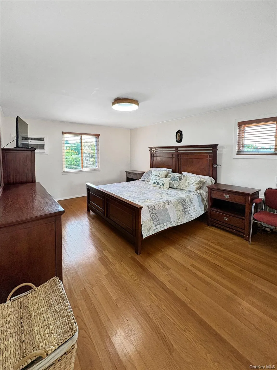 94 Massapequa Avenue, Oyster Bay, NY, 4 Bedrooms Bedrooms, 11 Rooms Rooms,3 BathroomsBathrooms,Residential,For Rent,Massapequa,0,1031001 94 Massapequa Avenue, Oyster Bay, NY, 4 Bedrooms Bedrooms, 11 Rooms Rooms,3 BathroomsBathrooms,Residential,For Rent,Massapequa,0,1031001