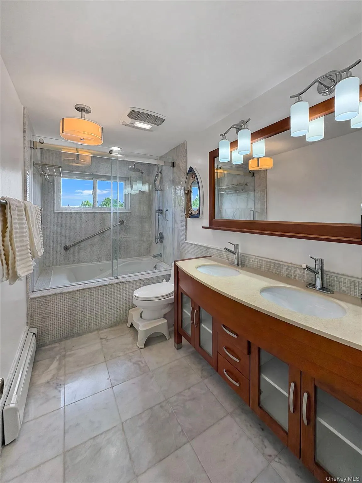 94 Massapequa Avenue, Oyster Bay, NY, 4 Bedrooms Bedrooms, 11 Rooms Rooms,3 BathroomsBathrooms,Residential,For Rent,Massapequa,0,1031001 94 Massapequa Avenue, Oyster Bay, NY, 4 Bedrooms Bedrooms, 11 Rooms Rooms,3 BathroomsBathrooms,Residential,For Rent,Massapequa,0,1031001