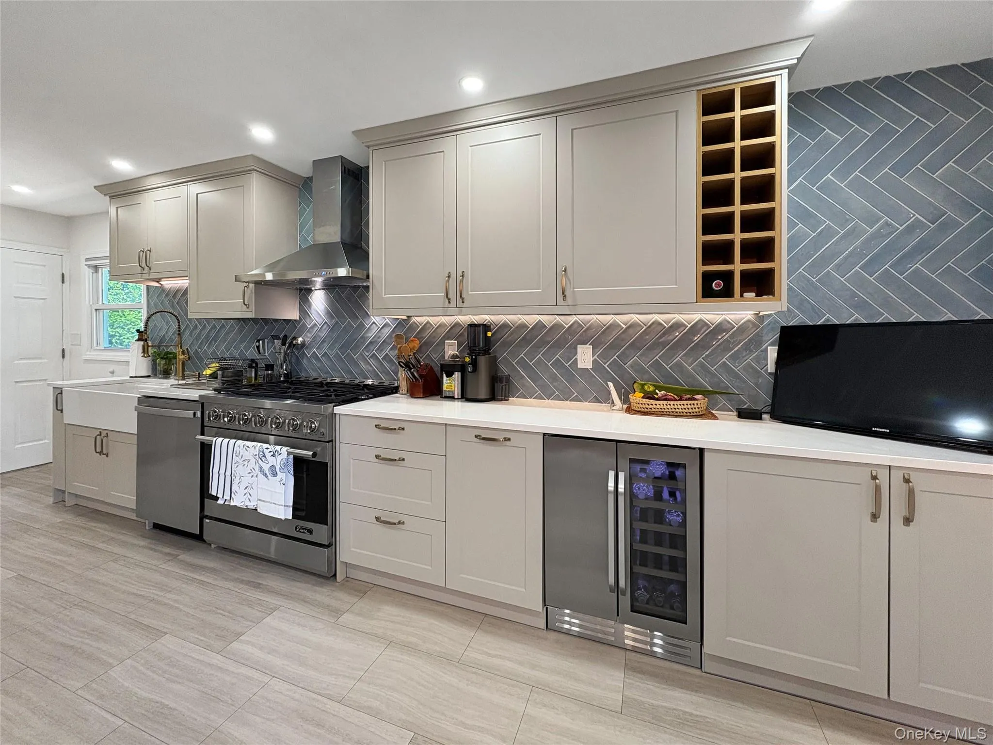 Brand new kitchen with luxury appliances Brand new kitchen with luxury appliances