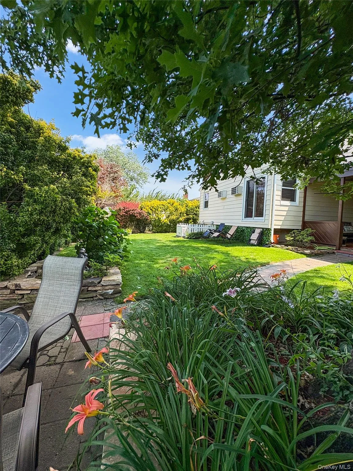 94 Massapequa Avenue, Oyster Bay, NY, 4 Bedrooms Bedrooms, 11 Rooms Rooms,3 BathroomsBathrooms,Residential,For Rent,Massapequa,0,1031001 94 Massapequa Avenue, Oyster Bay, NY, 4 Bedrooms Bedrooms, 11 Rooms Rooms,3 BathroomsBathrooms,Residential,For Rent,Massapequa,0,1031001