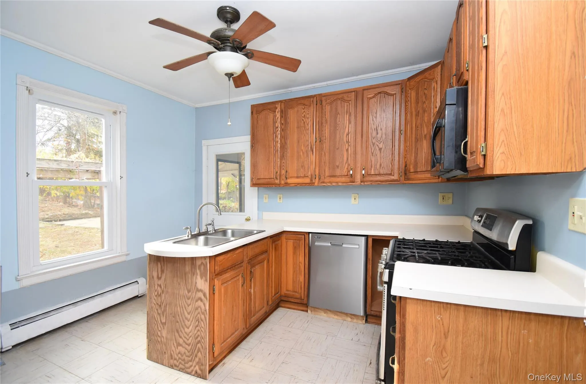 79 Rombout Avenue, Beacon, NY, 4 Bedrooms Bedrooms, 10 Rooms Rooms,2 BathroomsBathrooms,Residential Lease,For Rent,Rombout,0,1031005 79 Rombout Avenue, Beacon, NY, 4 Bedrooms Bedrooms, 10 Rooms Rooms,2 BathroomsBathrooms,Residential Lease,For Rent,Rombout,0,1031005