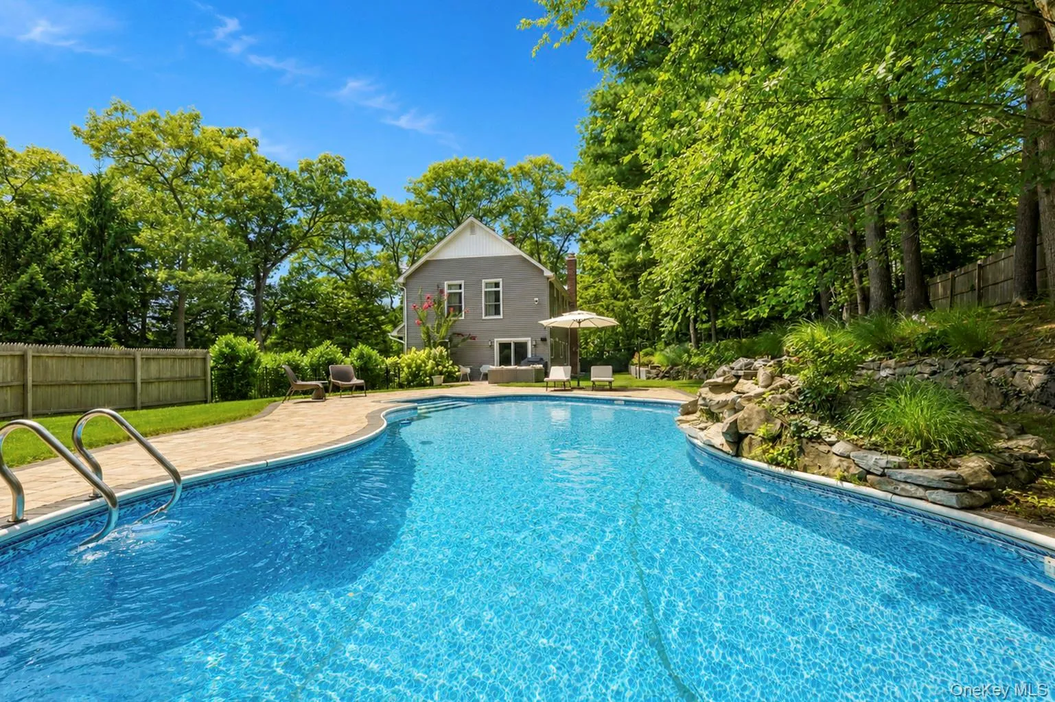 79 Oakside Road, Smithtown, NY, 4 Bedrooms Bedrooms, 8 Rooms Rooms,3 BathroomsBathrooms,Residential,For Rent,Oakside,0,1031008 79 Oakside Road, Smithtown, NY, 4 Bedrooms Bedrooms, 8 Rooms Rooms,3 BathroomsBathrooms,Residential,For Rent,Oakside,0,1031008
