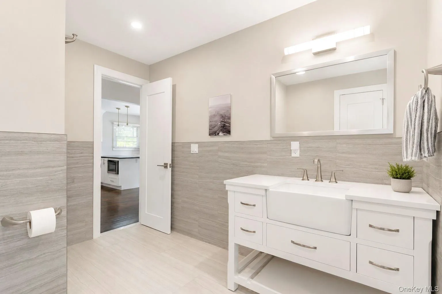 79 Oakside Road, Smithtown, NY, 4 Bedrooms Bedrooms, 8 Rooms Rooms,3 BathroomsBathrooms,Residential,For Rent,Oakside,0,1031008 79 Oakside Road, Smithtown, NY, 4 Bedrooms Bedrooms, 8 Rooms Rooms,3 BathroomsBathrooms,Residential,For Rent,Oakside,0,1031008