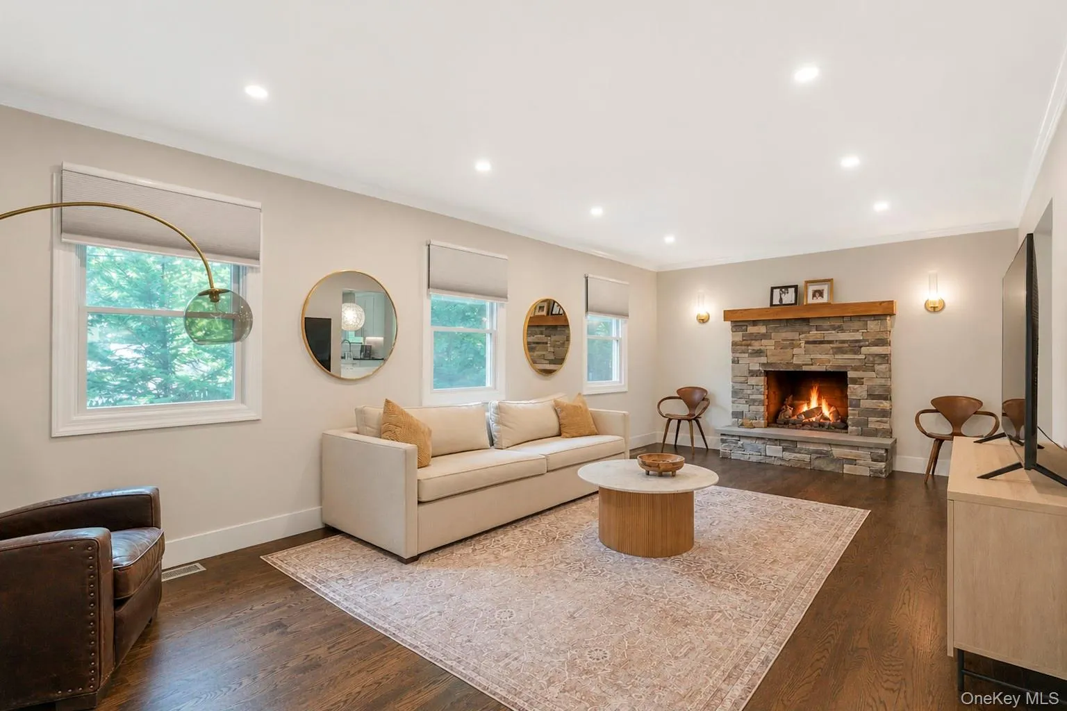 79 Oakside Road, Smithtown, NY, 4 Bedrooms Bedrooms, 8 Rooms Rooms,3 BathroomsBathrooms,Residential,For Rent,Oakside,0,1031008 79 Oakside Road, Smithtown, NY, 4 Bedrooms Bedrooms, 8 Rooms Rooms,3 BathroomsBathrooms,Residential,For Rent,Oakside,0,1031008