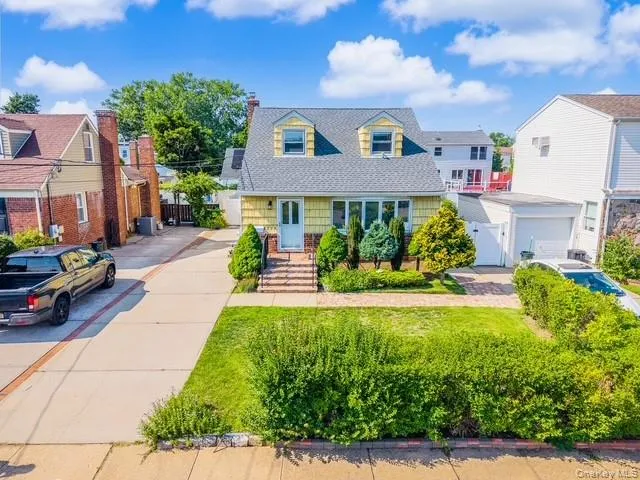 2503 3rd Avenue, Hempstead, NY, 3 Bedrooms Bedrooms, 6 Rooms Rooms,3 BathroomsBathrooms,Residential,For Rent,3rd,0,1031011 2503 3rd Avenue, Hempstead, NY, 3 Bedrooms Bedrooms, 6 Rooms Rooms,3 BathroomsBathrooms,Residential,For Rent,3rd,0,1031011