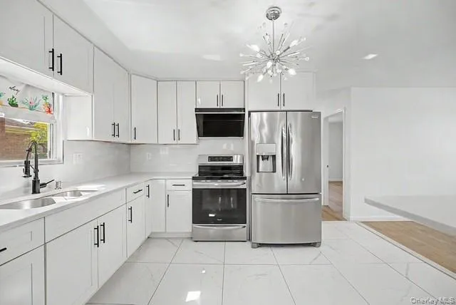 2503 3rd Avenue, Hempstead, NY, 3 Bedrooms Bedrooms, 6 Rooms Rooms,3 BathroomsBathrooms,Residential,For Rent,3rd,0,1031011 2503 3rd Avenue, Hempstead, NY, 3 Bedrooms Bedrooms, 6 Rooms Rooms,3 BathroomsBathrooms,Residential,For Rent,3rd,0,1031011