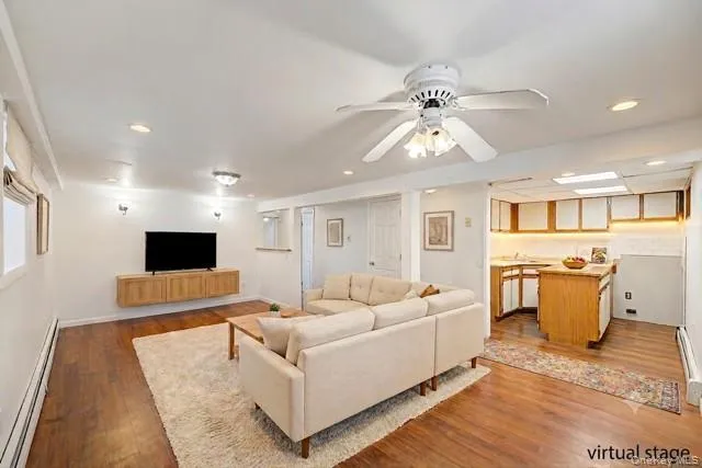 2503 3rd Avenue, Hempstead, NY, 3 Bedrooms Bedrooms, 6 Rooms Rooms,3 BathroomsBathrooms,Residential,For Rent,3rd,0,1031011 2503 3rd Avenue, Hempstead, NY, 3 Bedrooms Bedrooms, 6 Rooms Rooms,3 BathroomsBathrooms,Residential,For Rent,3rd,0,1031011