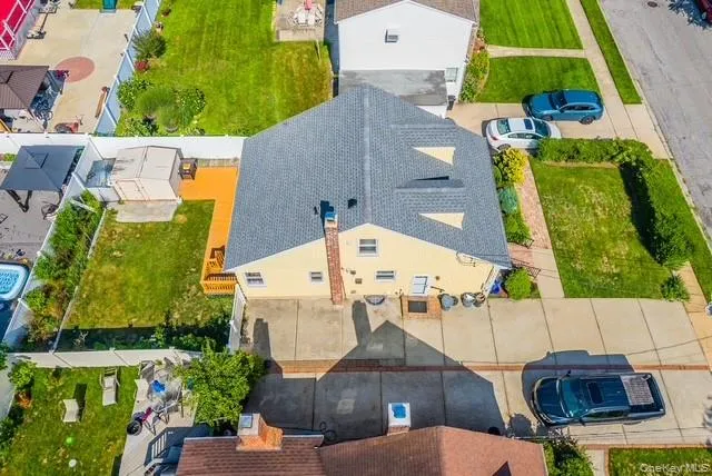 2503 3rd Avenue, Hempstead, NY, 3 Bedrooms Bedrooms, 6 Rooms Rooms,3 BathroomsBathrooms,Residential,For Rent,3rd,0,1031011 2503 3rd Avenue, Hempstead, NY, 3 Bedrooms Bedrooms, 6 Rooms Rooms,3 BathroomsBathrooms,Residential,For Rent,3rd,0,1031011