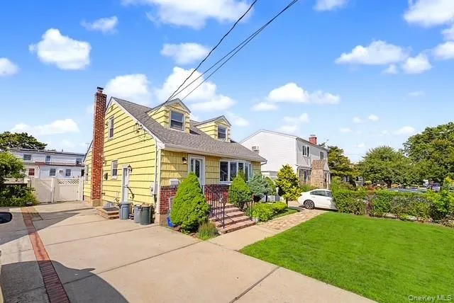2503 3rd Avenue, Hempstead, NY, 3 Bedrooms Bedrooms, 6 Rooms Rooms,3 BathroomsBathrooms,Residential,For Rent,3rd,0,1031011 2503 3rd Avenue, Hempstead, NY, 3 Bedrooms Bedrooms, 6 Rooms Rooms,3 BathroomsBathrooms,Residential,For Rent,3rd,0,1031011