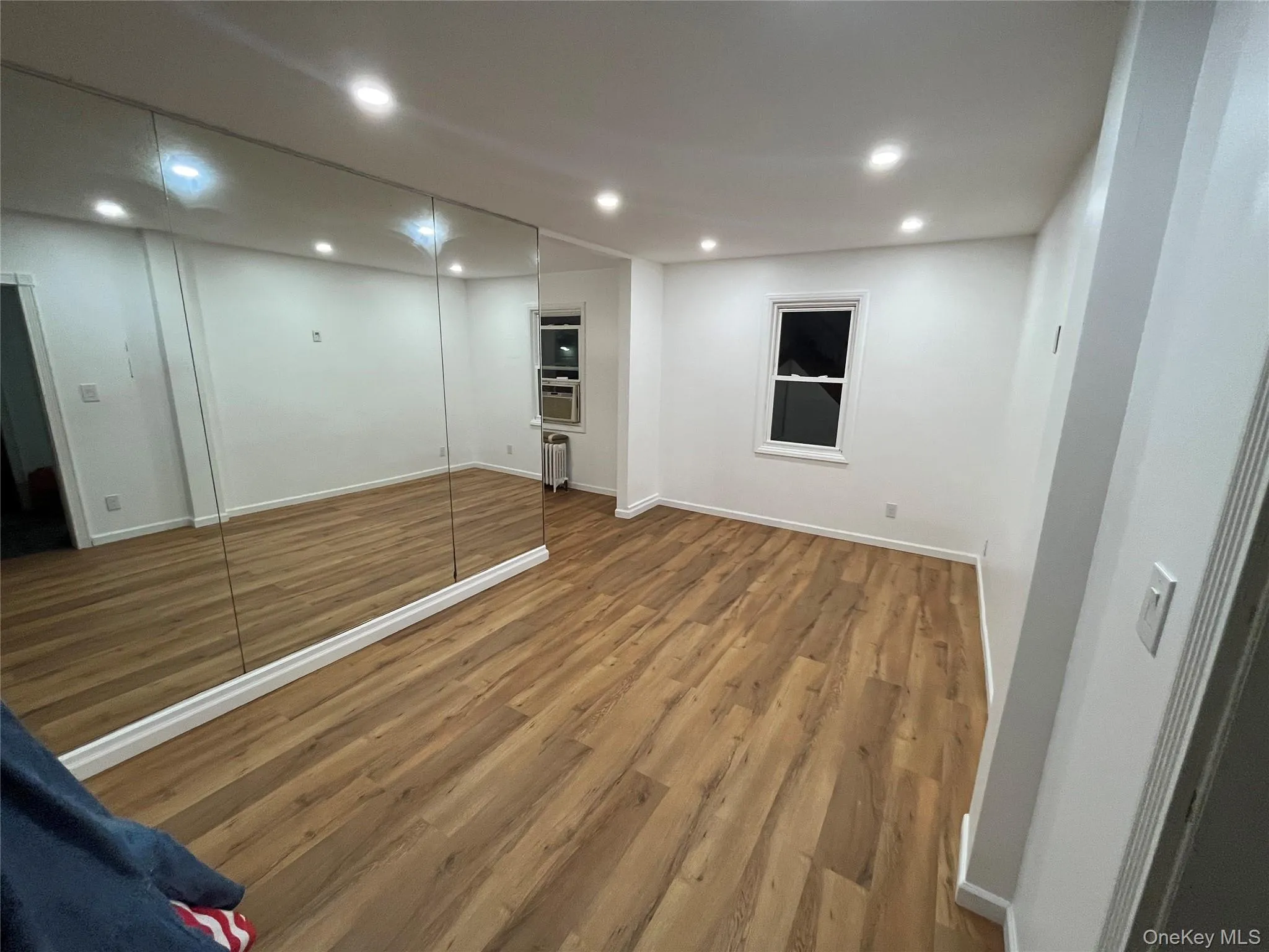 2 Alexander Place, Yonkers, NY, 1 Bedroom Bedrooms, 5 Rooms Rooms,1 BathroomBathrooms,Residential Lease,For Rent,Alexander,0,1031017 2 Alexander Place, Yonkers, NY, 1 Bedroom Bedrooms, 5 Rooms Rooms,1 BathroomBathrooms,Residential Lease,For Rent,Alexander,0,1031017