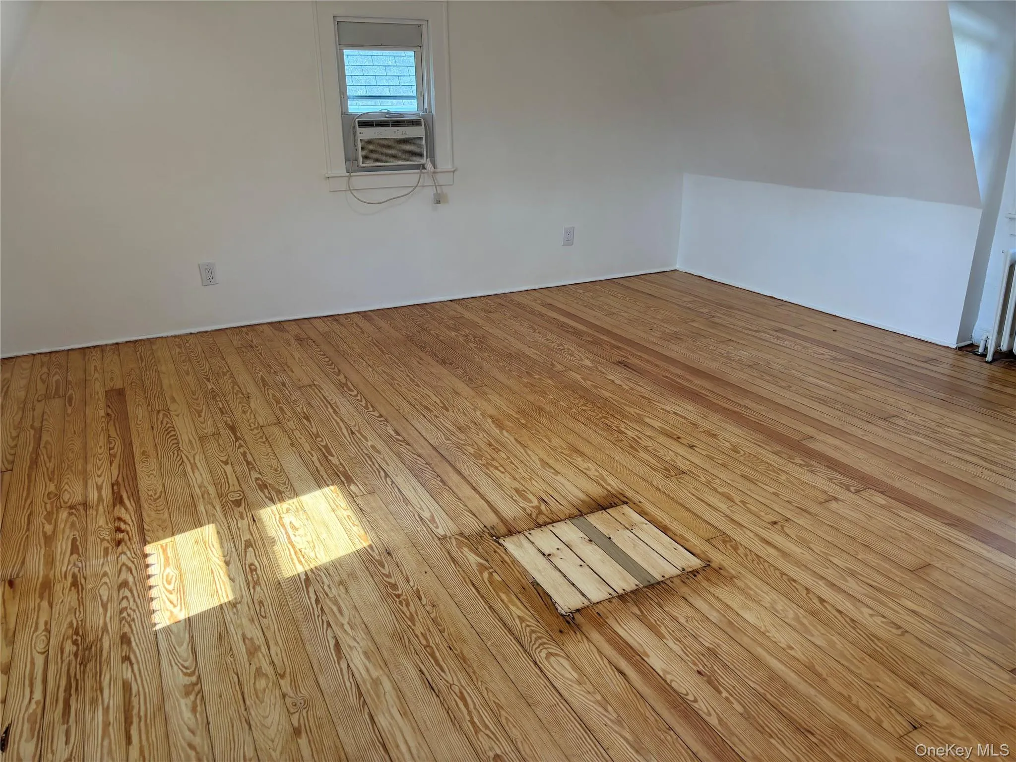 2 Alexander Place, Yonkers, NY, 1 Bedroom Bedrooms, 5 Rooms Rooms,1 BathroomBathrooms,Residential Lease,For Rent,Alexander,0,1031017 2 Alexander Place, Yonkers, NY, 1 Bedroom Bedrooms, 5 Rooms Rooms,1 BathroomBathrooms,Residential Lease,For Rent,Alexander,0,1031017