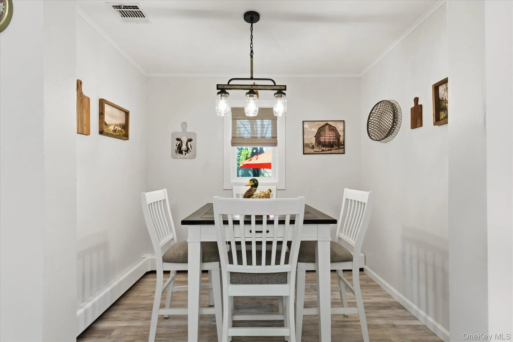 277 Howell Avenue, Riverhead, NY, 2 Bedrooms Bedrooms, 5 Rooms Rooms,1 BathroomBathrooms,Residential,For Rent,Howell,0,1031020 277 Howell Avenue, Riverhead, NY, 2 Bedrooms Bedrooms, 5 Rooms Rooms,1 BathroomBathrooms,Residential,For Rent,Howell,0,1031020