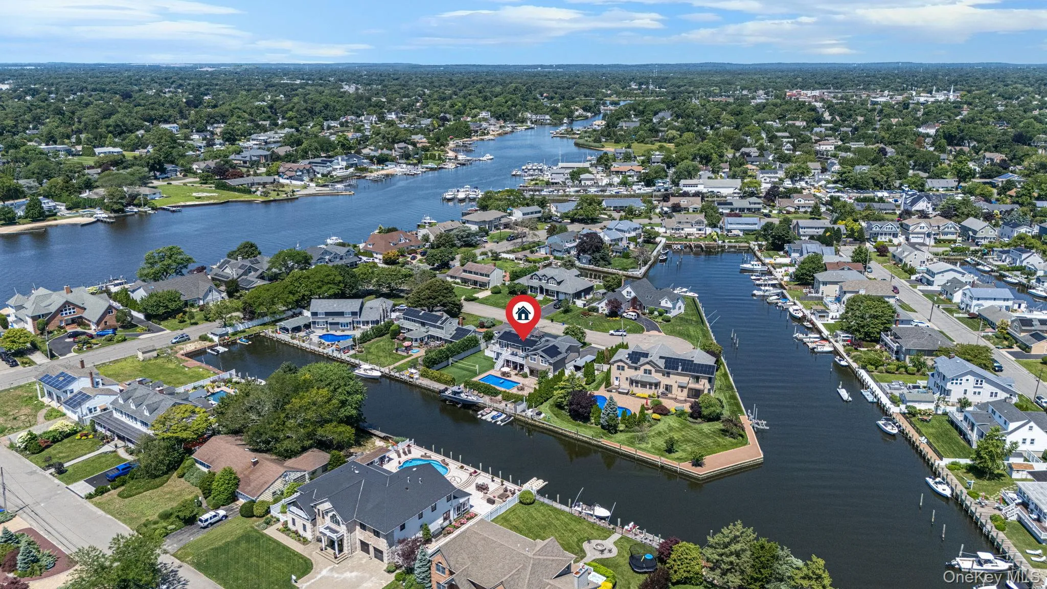 10 Raeburn Court, Babylon, NY, 4 Bedrooms Bedrooms, 9 Rooms Rooms,4 BathroomsBathrooms,Residential,For Rent,Raeburn,0,1031023 10 Raeburn Court, Babylon, NY, 4 Bedrooms Bedrooms, 9 Rooms Rooms,4 BathroomsBathrooms,Residential,For Rent,Raeburn,0,1031023