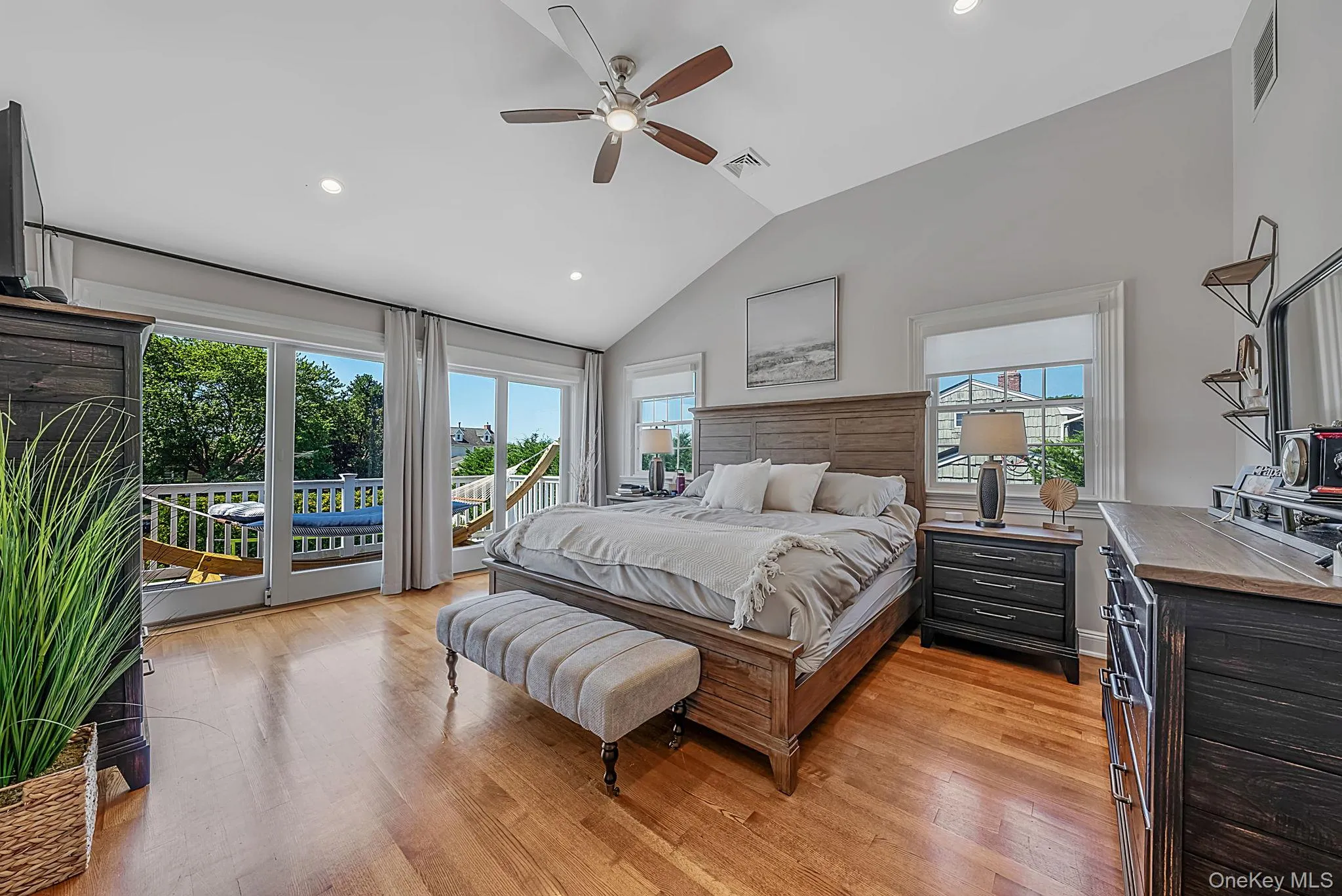 10 Raeburn Court, Babylon, NY, 4 Bedrooms Bedrooms, 9 Rooms Rooms,4 BathroomsBathrooms,Residential,For Rent,Raeburn,0,1031023 10 Raeburn Court, Babylon, NY, 4 Bedrooms Bedrooms, 9 Rooms Rooms,4 BathroomsBathrooms,Residential,For Rent,Raeburn,0,1031023